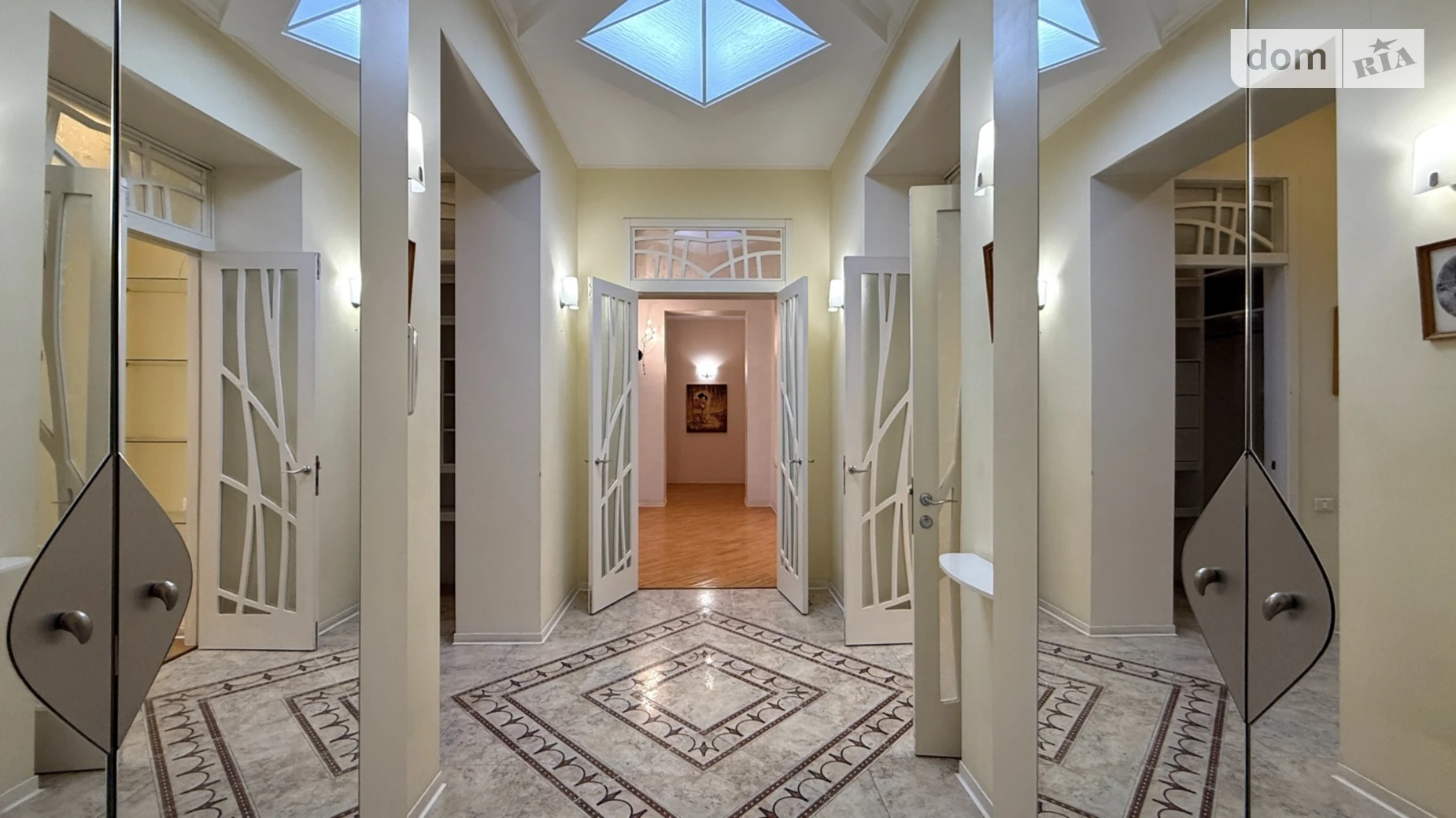 Сдается в аренду 3-комнатная квартира 198 кв. м в Одессе, бул. Французский, 11А - фото 2