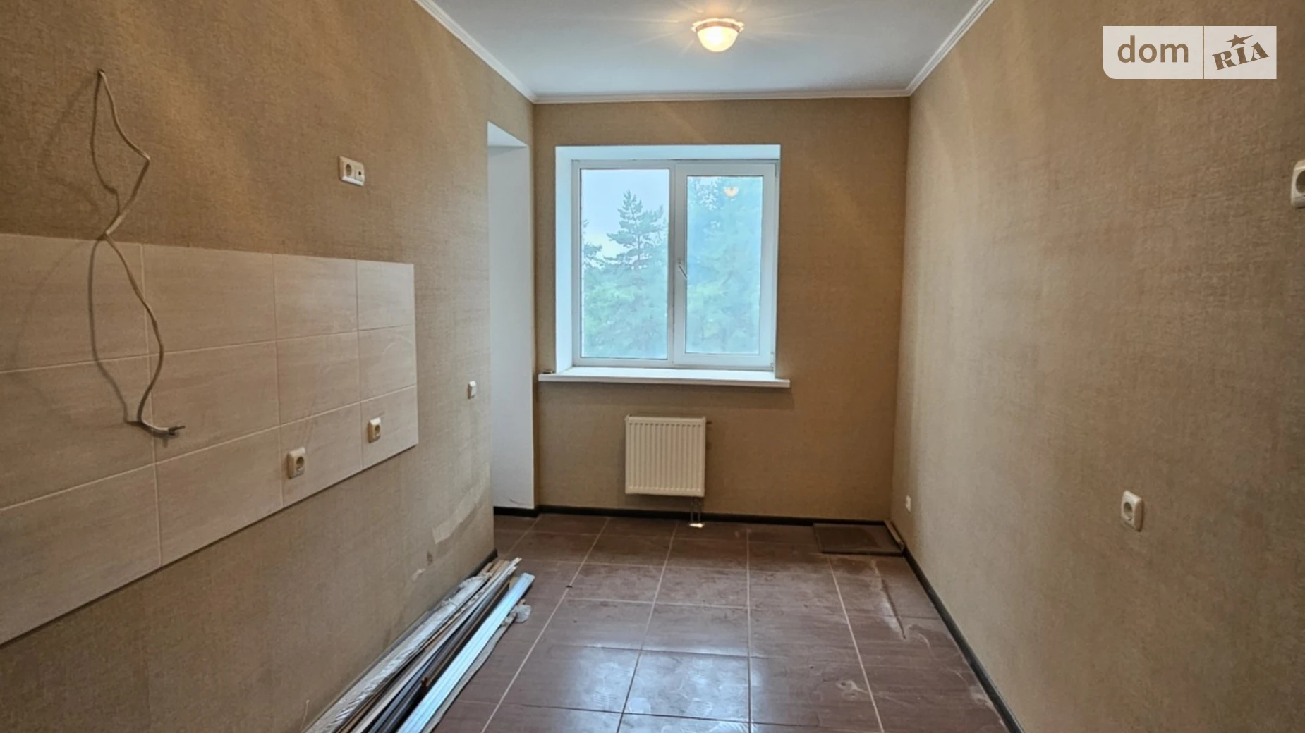 Продается 1-комнатная квартира 41.8 кв. м в Украинке, ул. Строителей, 12 - фото 2