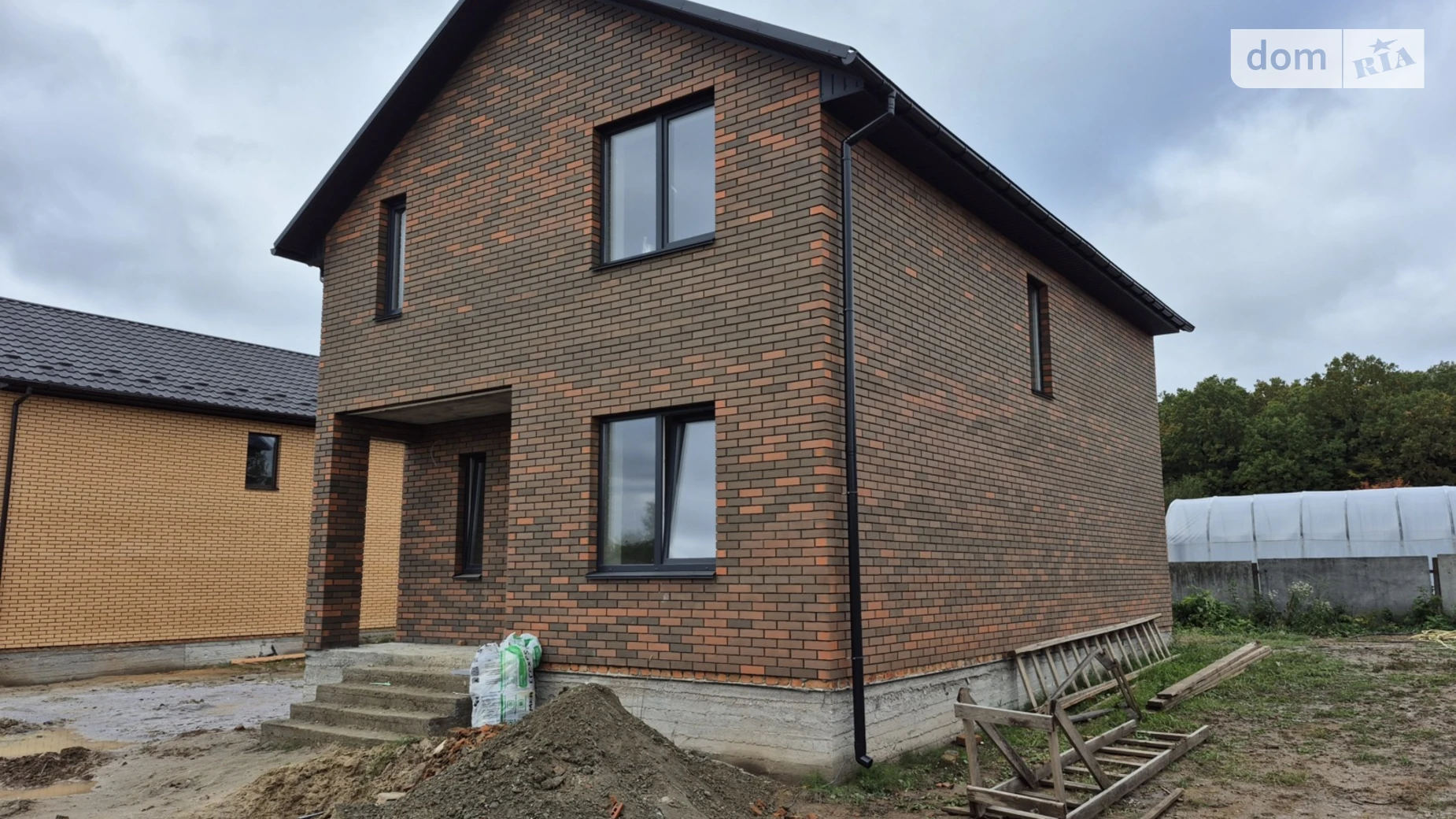 Продается дом на 2 этажа 123 кв. м с бассейном, цена: 84000 $ - фото 3