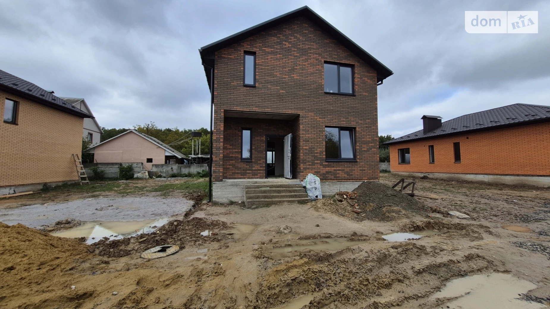 Продается дом на 2 этажа 123 кв. м с бассейном, цена: 84000 $ - фото 5