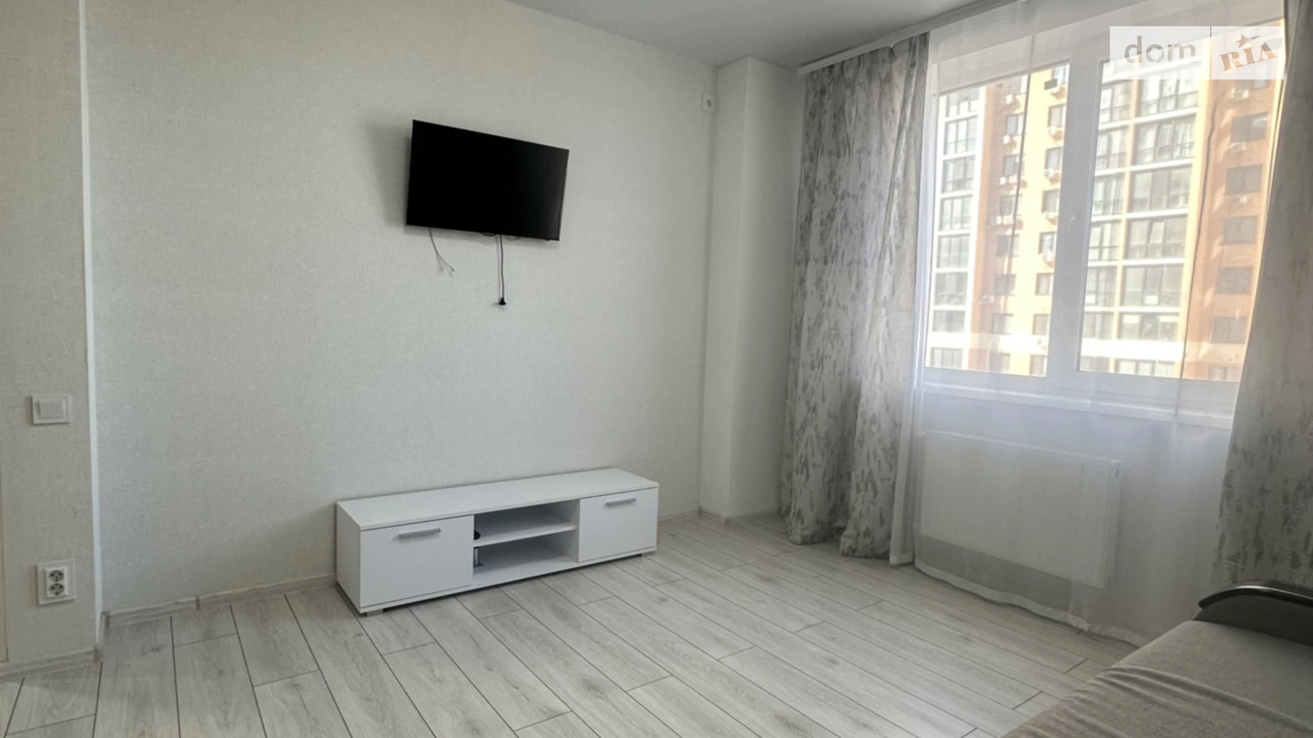 Продается 1-комнатная квартира 39 кв. м в Лиманке, просп. Полковника Гуляева(Маршала Жукова), 111 - фото 2