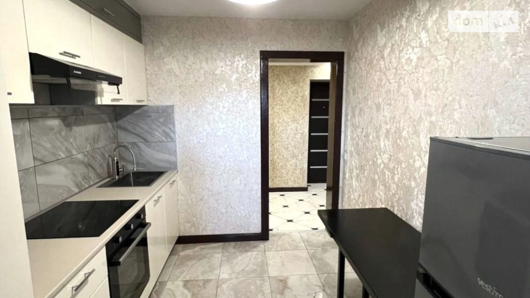 Продается 1-комнатная квартира 37.1 кв. м в Днепре, мас. Тополь-3, 19А - фото 2