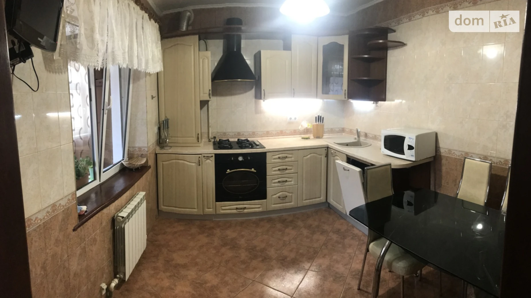 Сдается в аренду дом на 3 этажа 187 кв. м с баней/сауной, цена: 600 $ - фото 5