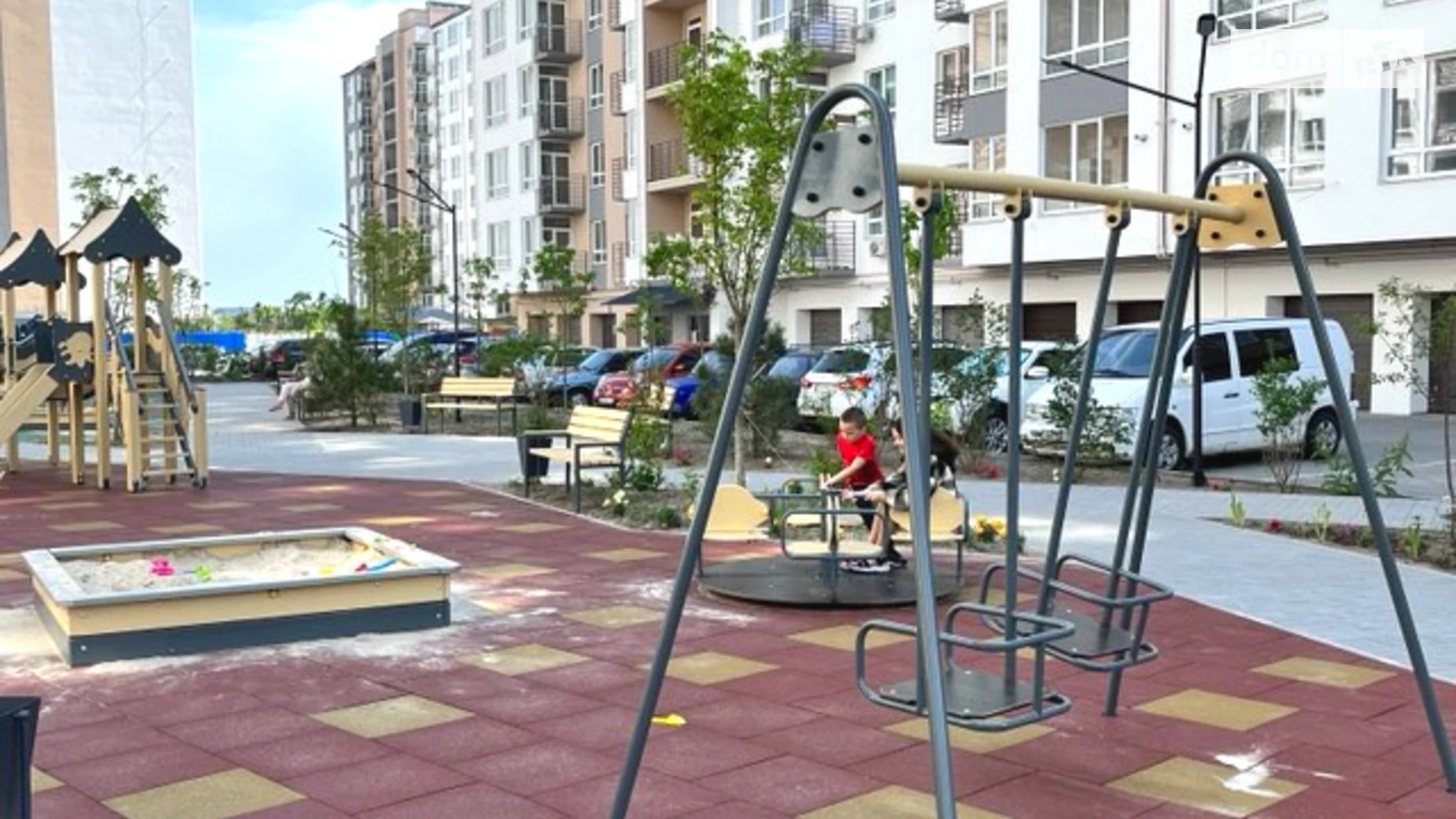 Продается 1-комнатная квартира 48.5 кв. м в Слобожанском, ул. Содружества, 5 - фото 2