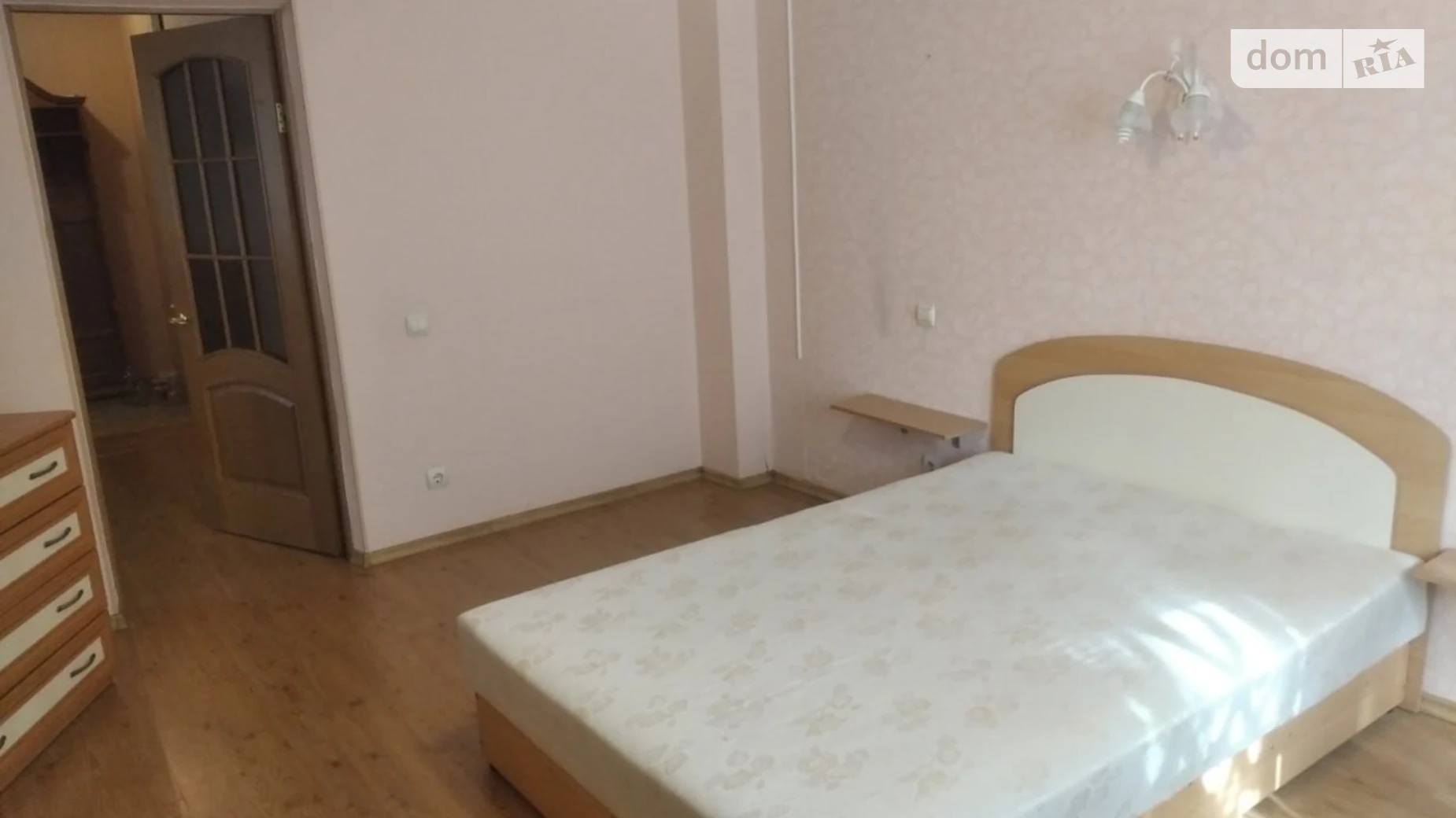 Сдается в аренду 1-комнатная квартира 70 кв. м в Одессе, ул. Добровольцев(Маршала Говорова) - фото 4