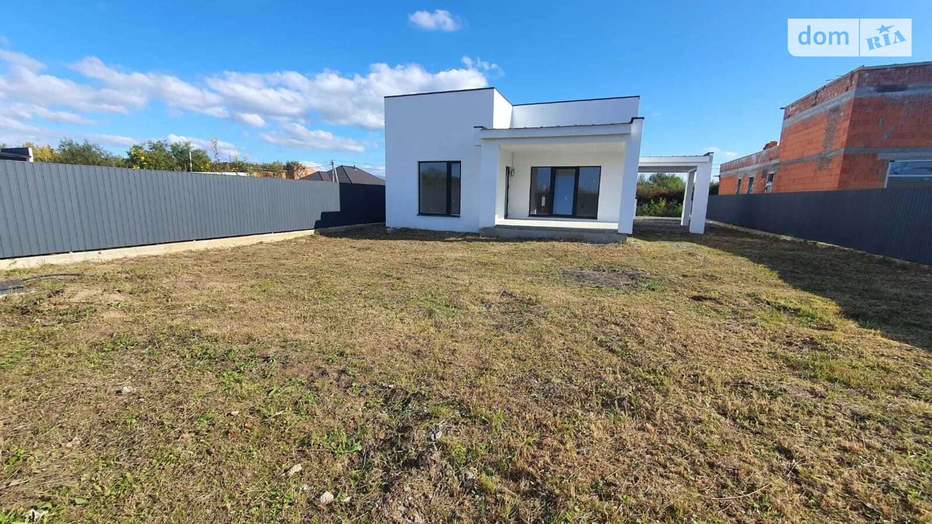 Продается одноэтажный дом 210 кв. м с бассейном, цена: 185000 $ - фото 5