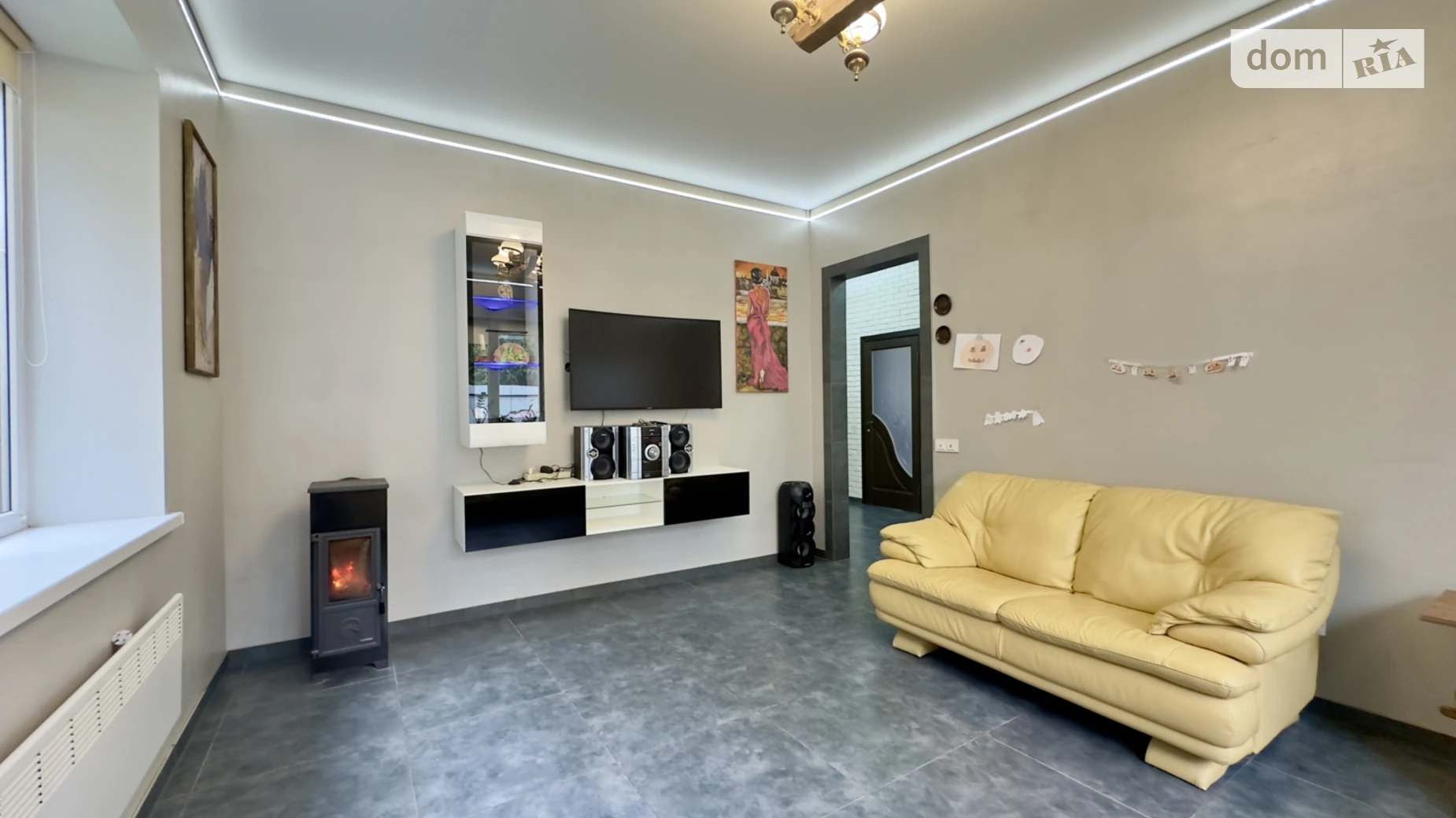 Продается дом на 2 этажа 136 кв. м с камином, цена: 129900 $ - фото 4