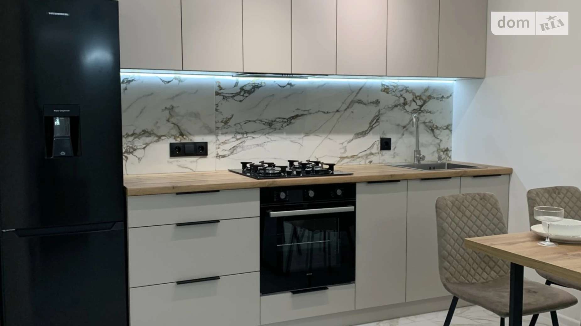 2-кімнатна квартира 62 кв. м у Тернополі, вул. Смакули - фото 4