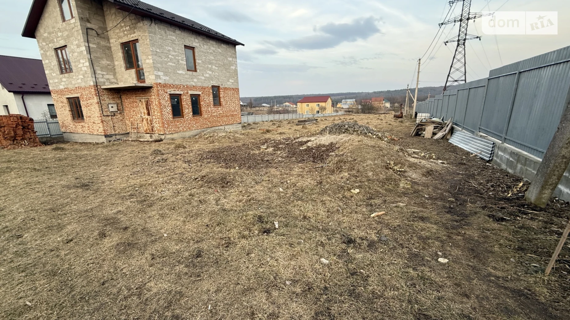 Продается дом на 3 этажа 125 кв. м с садом, цена: 32000 $ - фото 3