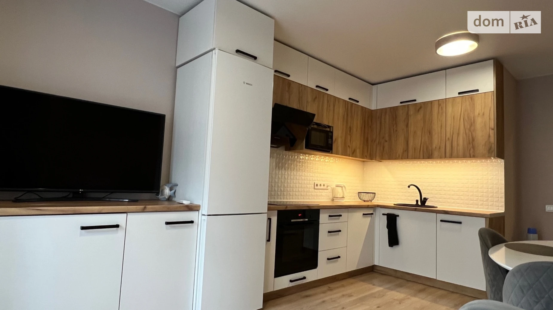 Продается 2-комнатная квартира 73.7 кв. м в Днепре, ул. Набережная Победы, 42Р - фото 2