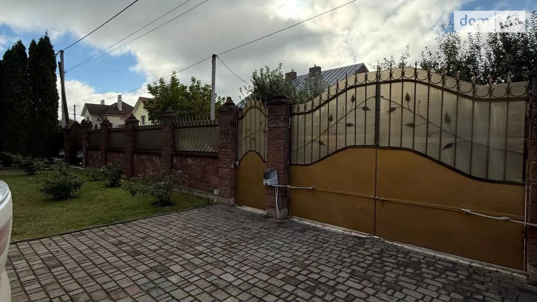 Продается дом на 2 этажа 295.1 кв. м с беседкой, цена: 335000 $ - фото 3