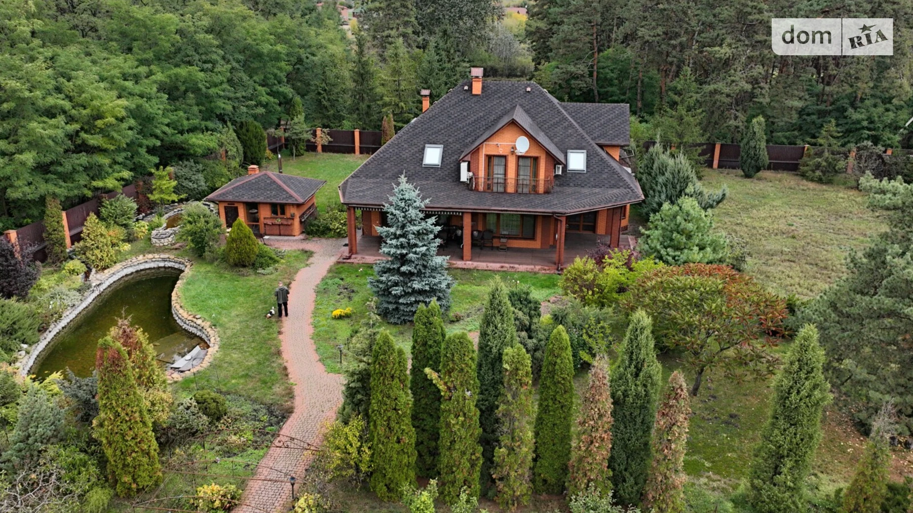 Продается дом на 2 этажа 308 кв. м с балконом, цена: 450000 $ - фото 2