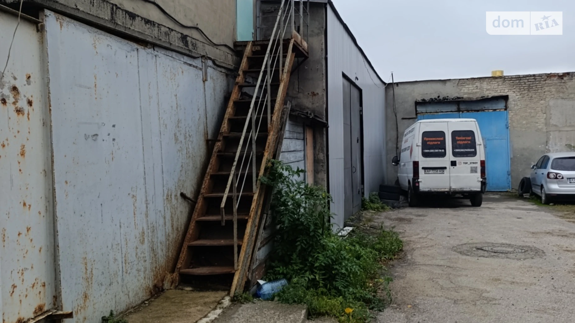 Продается отдельно стоящий гараж под легковое авто на 24 кв. м, цена: 10000 $ - фото 3