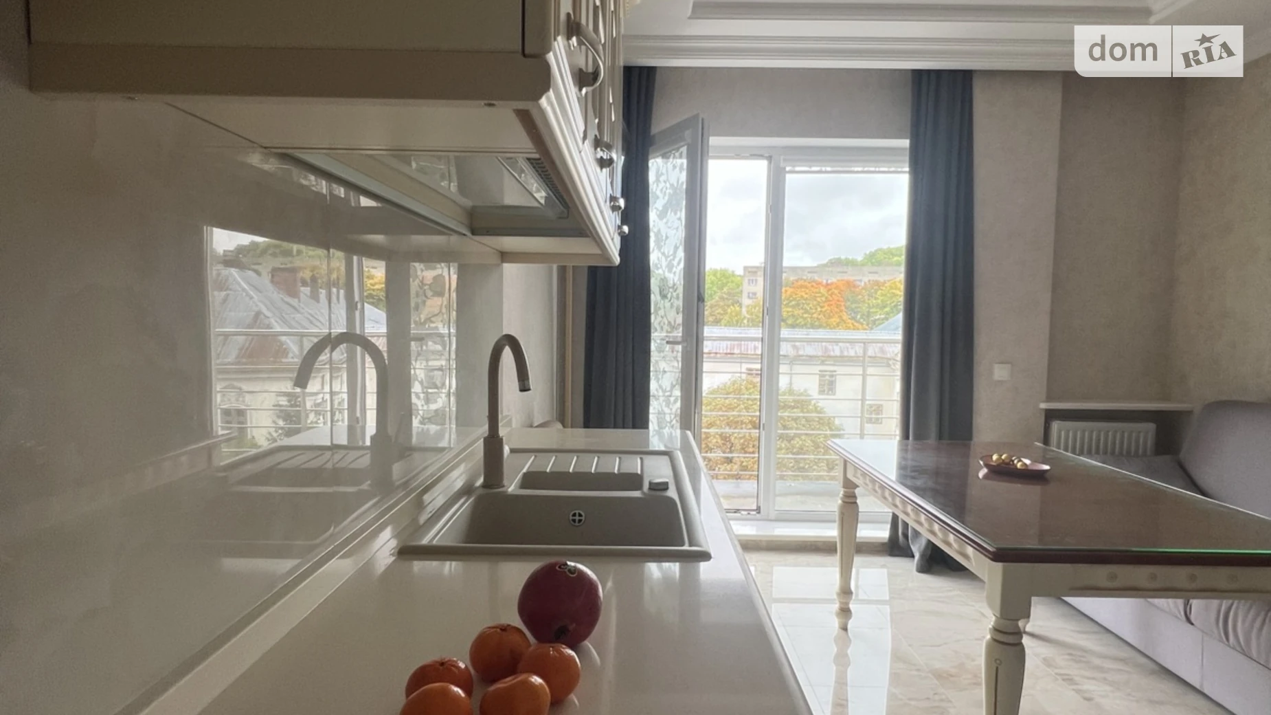 Продается 1-комнатная квартира 43.3 кв. м в Львове, ул. Тершаковцев, 1Б - фото 2