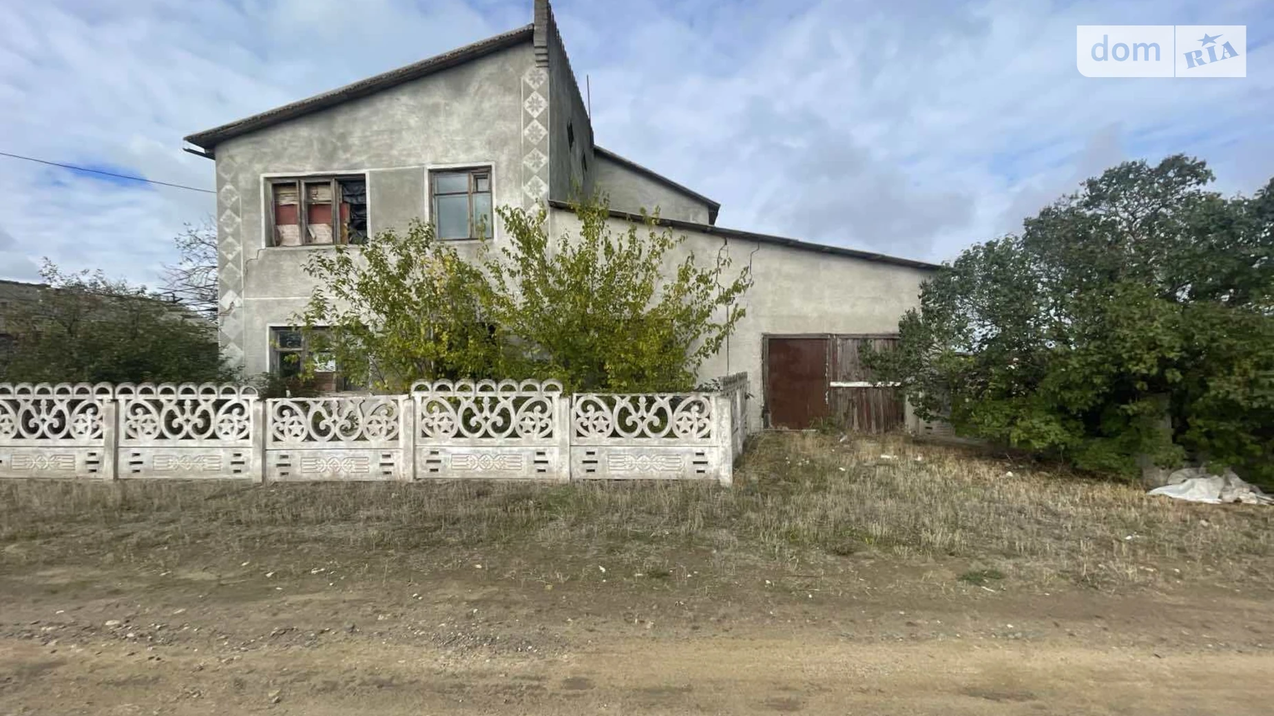 Продается дом на 2 этажа 226 кв. м с беседкой, цена: 8200 $ - фото 2