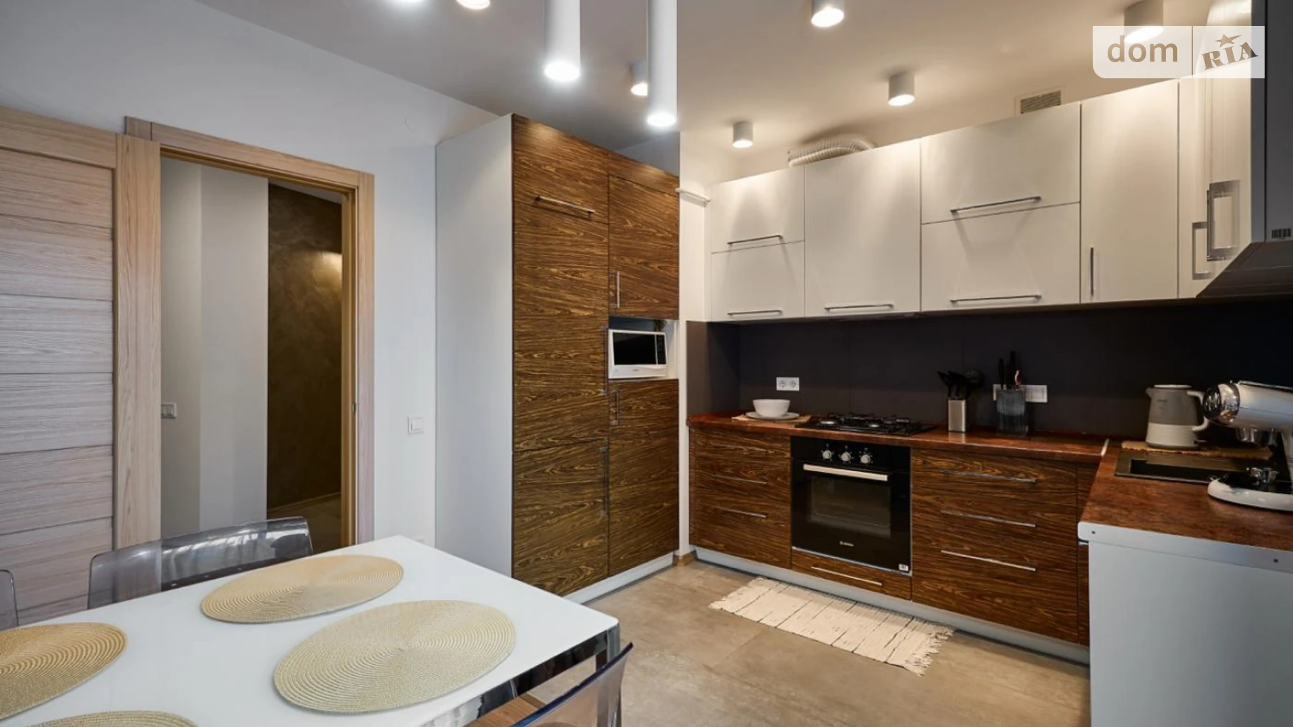 Продается 2-комнатная квартира 68.2 кв. м в Львове, цена: 225000 $ - фото 3