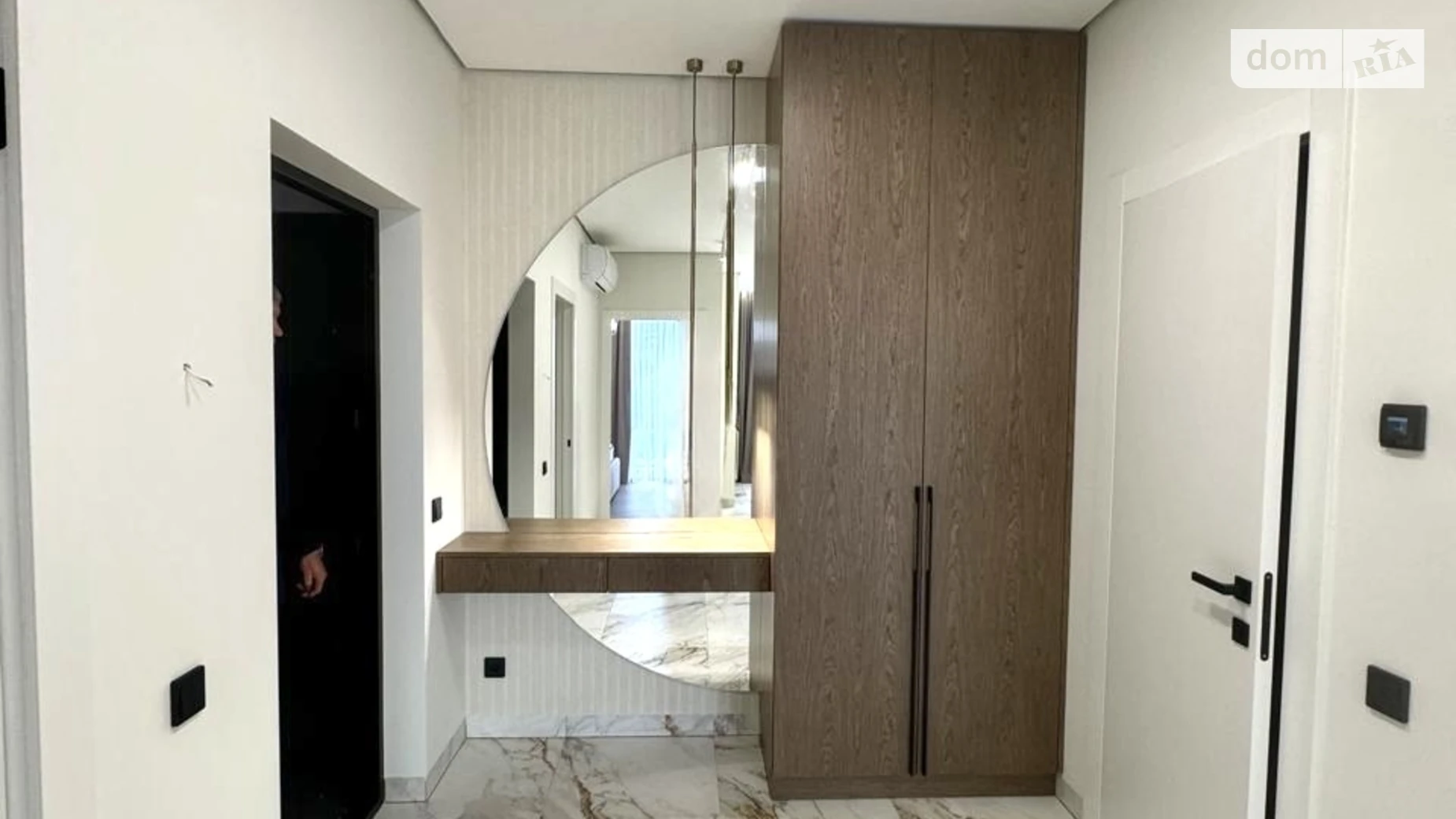Продается 2-комнатная квартира 68.5 кв. м в Сваляве, ул. Физкультурная, 2 - фото 3