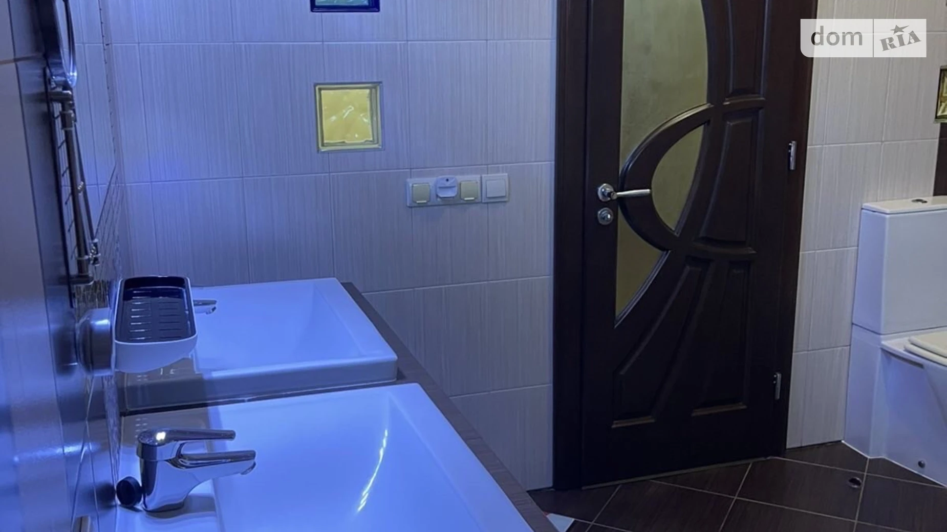 Сдается в аренду одноэтажный дом 250 кв. м с бассейном, цена: 1700 $ - фото 5