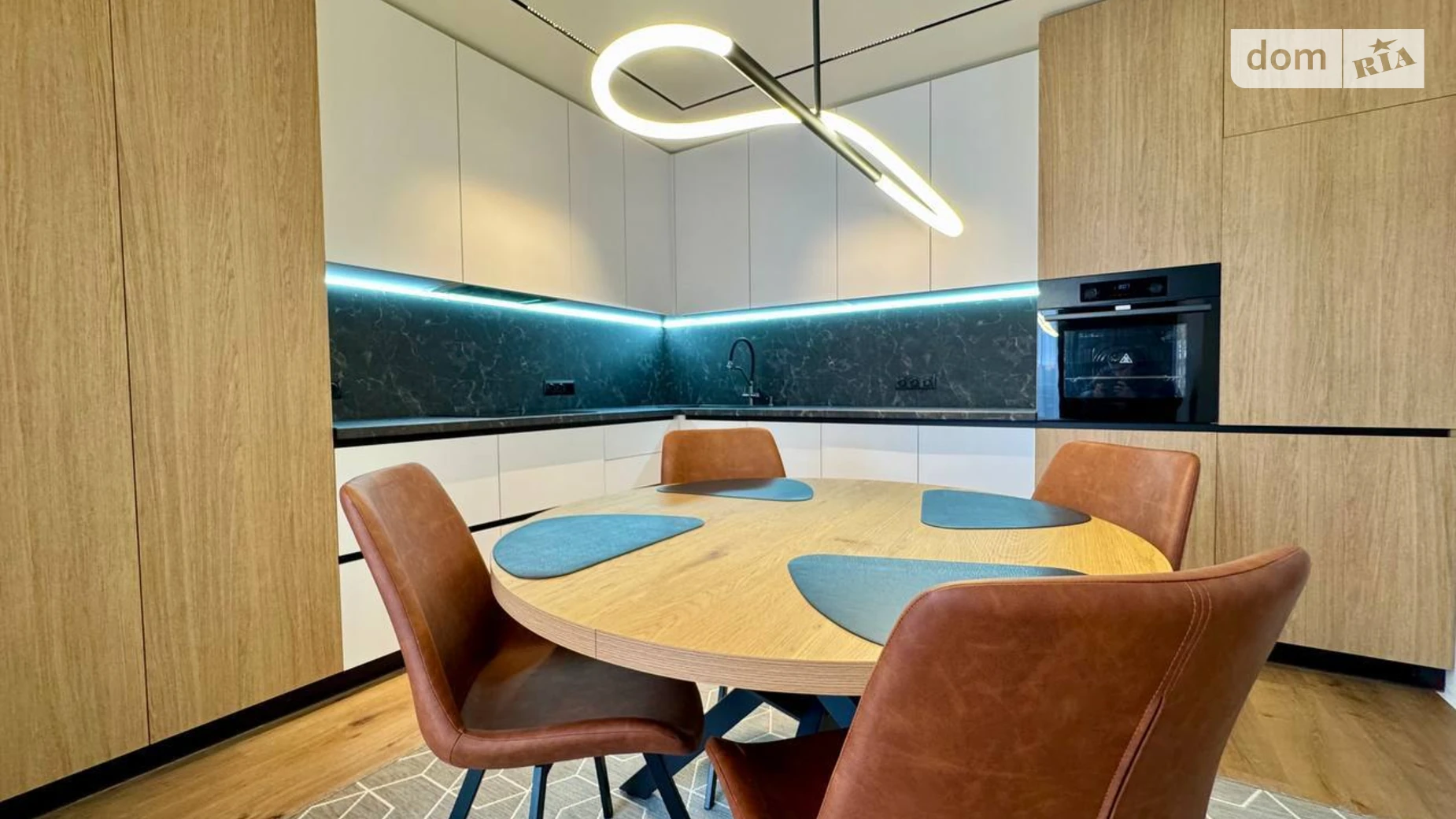 Продается 2-комнатная квартира 70.9 кв. м в Ровно, ул. Студенческая, 34А - фото 4