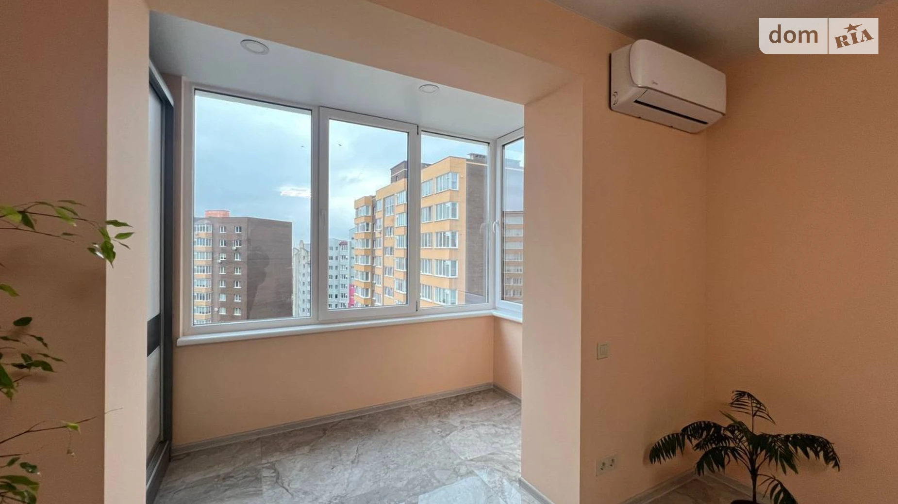 Сдается в аренду 1-комнатная квартира 50 кв. м в Ровно, ул. Соборная, 285И - фото 4