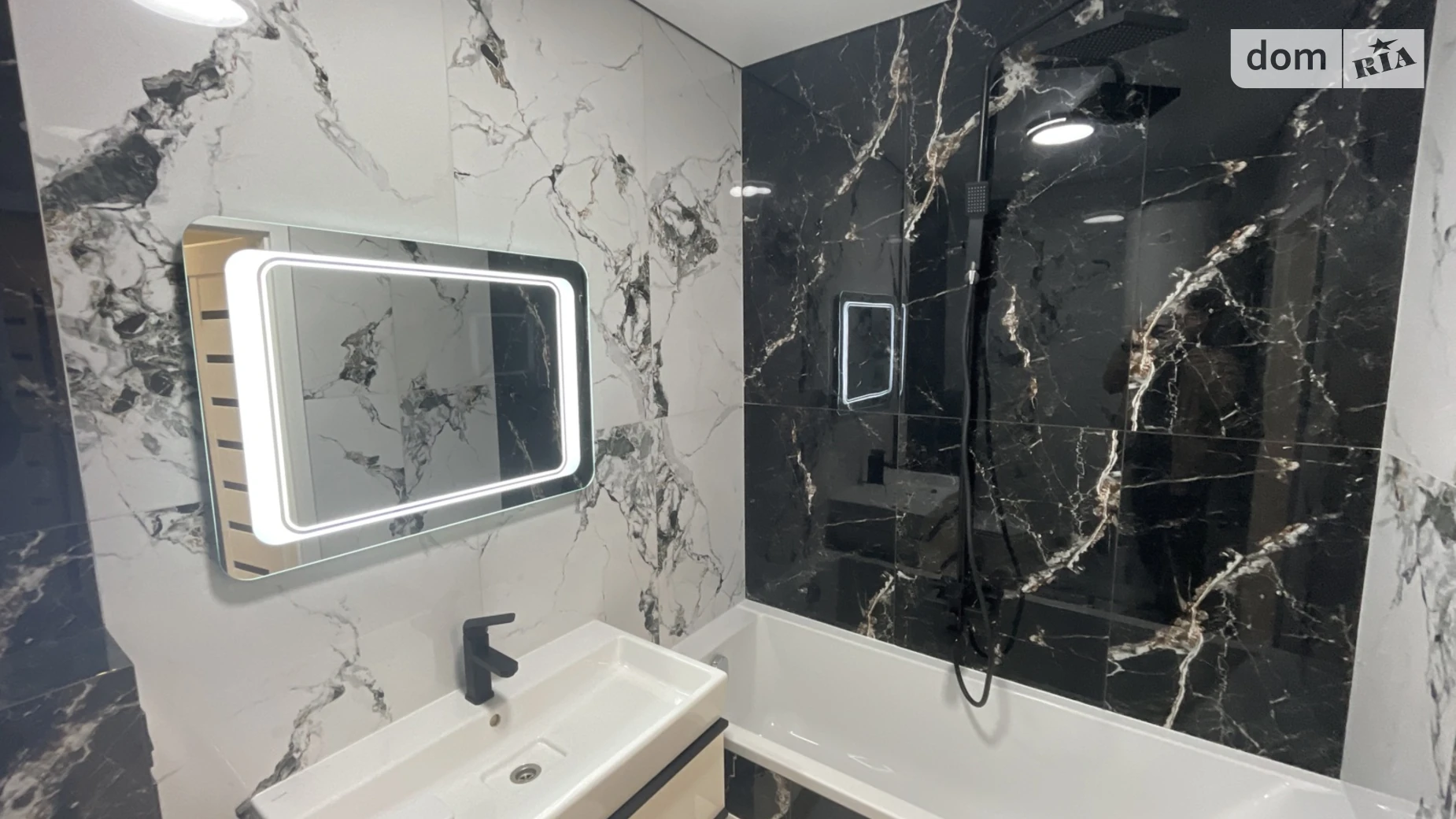 Продається 1-кімнатна квартира 40 кв. м у Івано-Франківську, вул. Вовчинецька, 223А - фото 2