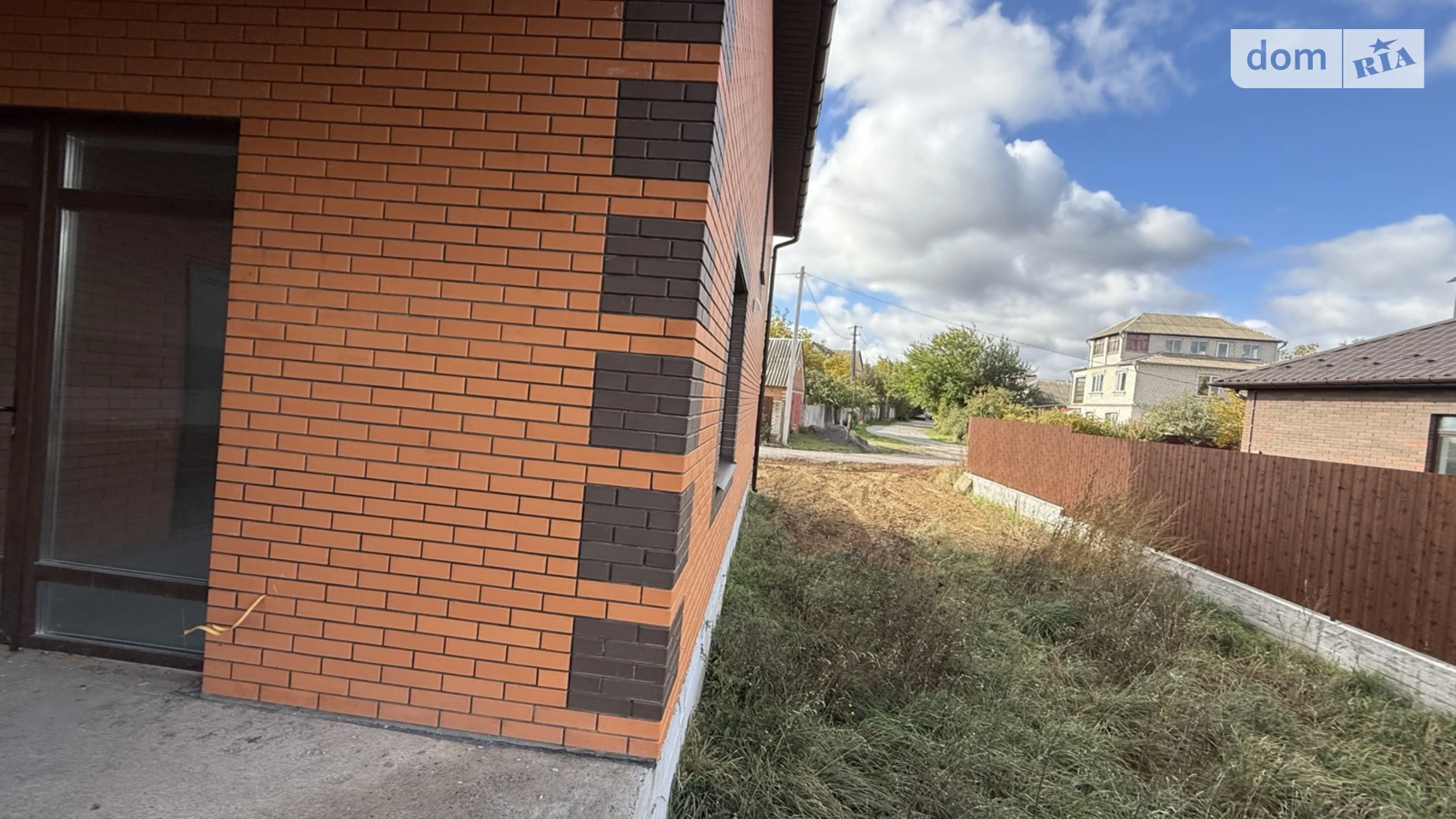 Продается дом на 2 этажа 115 кв. м с участком, цена: 90000 $ - фото 2