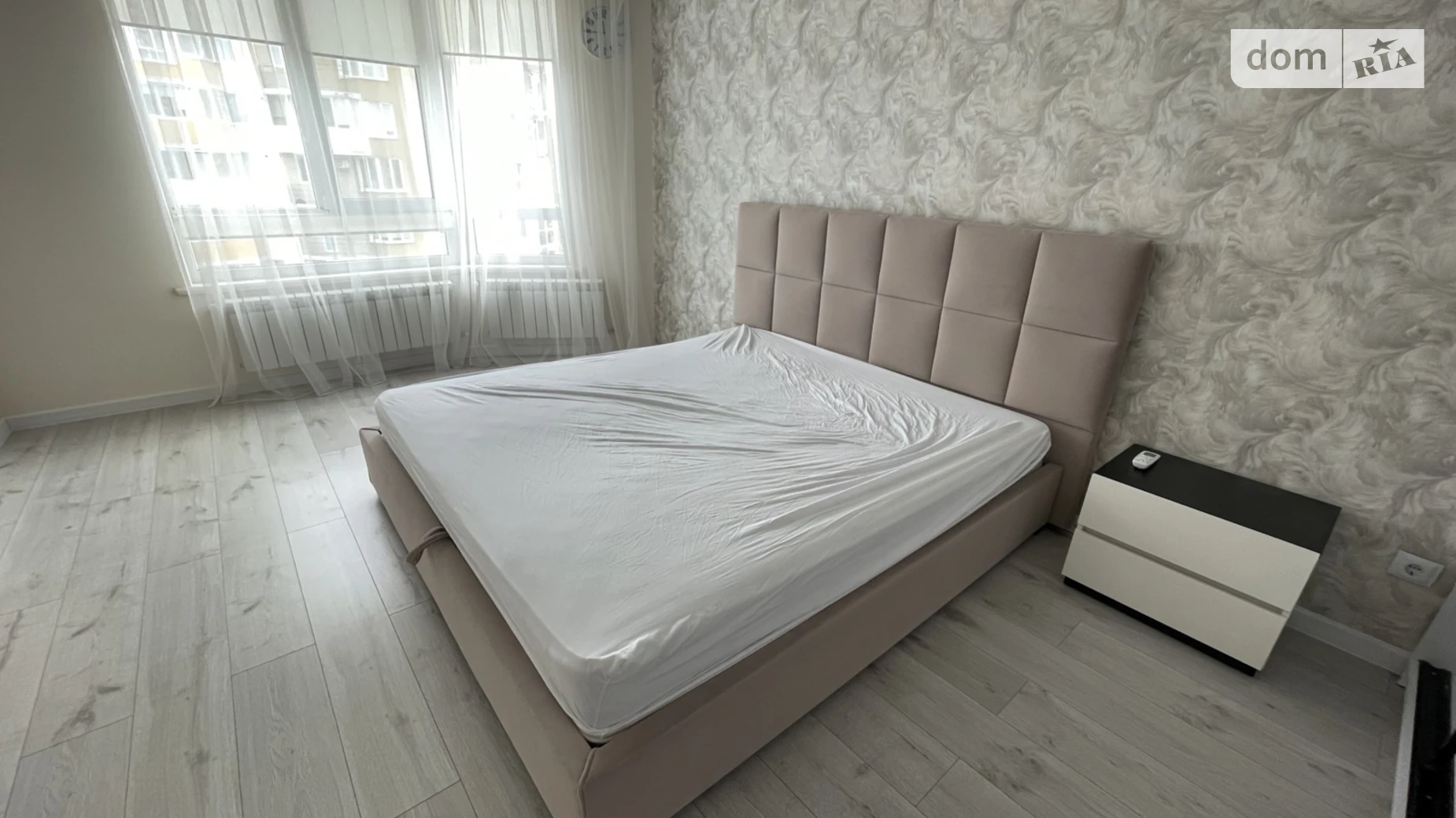 1-комнатная квартира 52 кв. м в, цена: 300 $ - фото 2