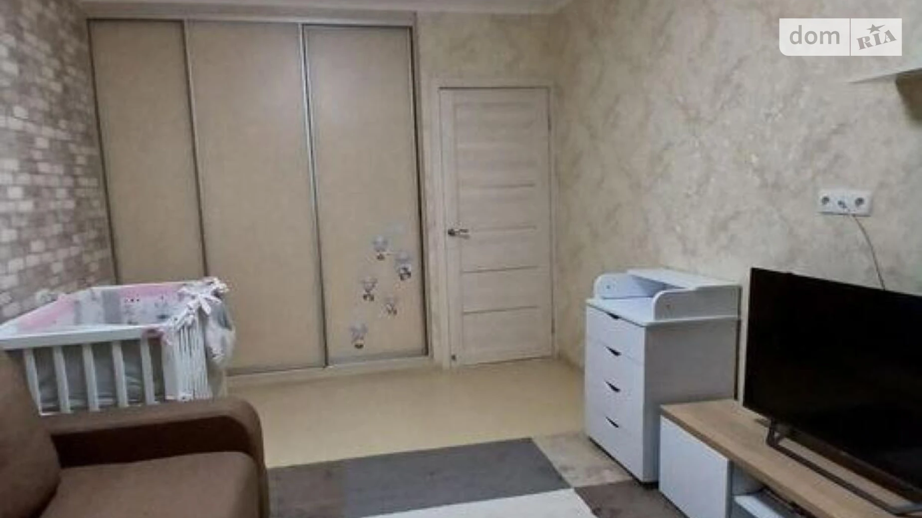 Продается 1-комнатная квартира 44 кв. м в Харькове, ул. Гвардейцев-Широнинцев, 70Б - фото 2