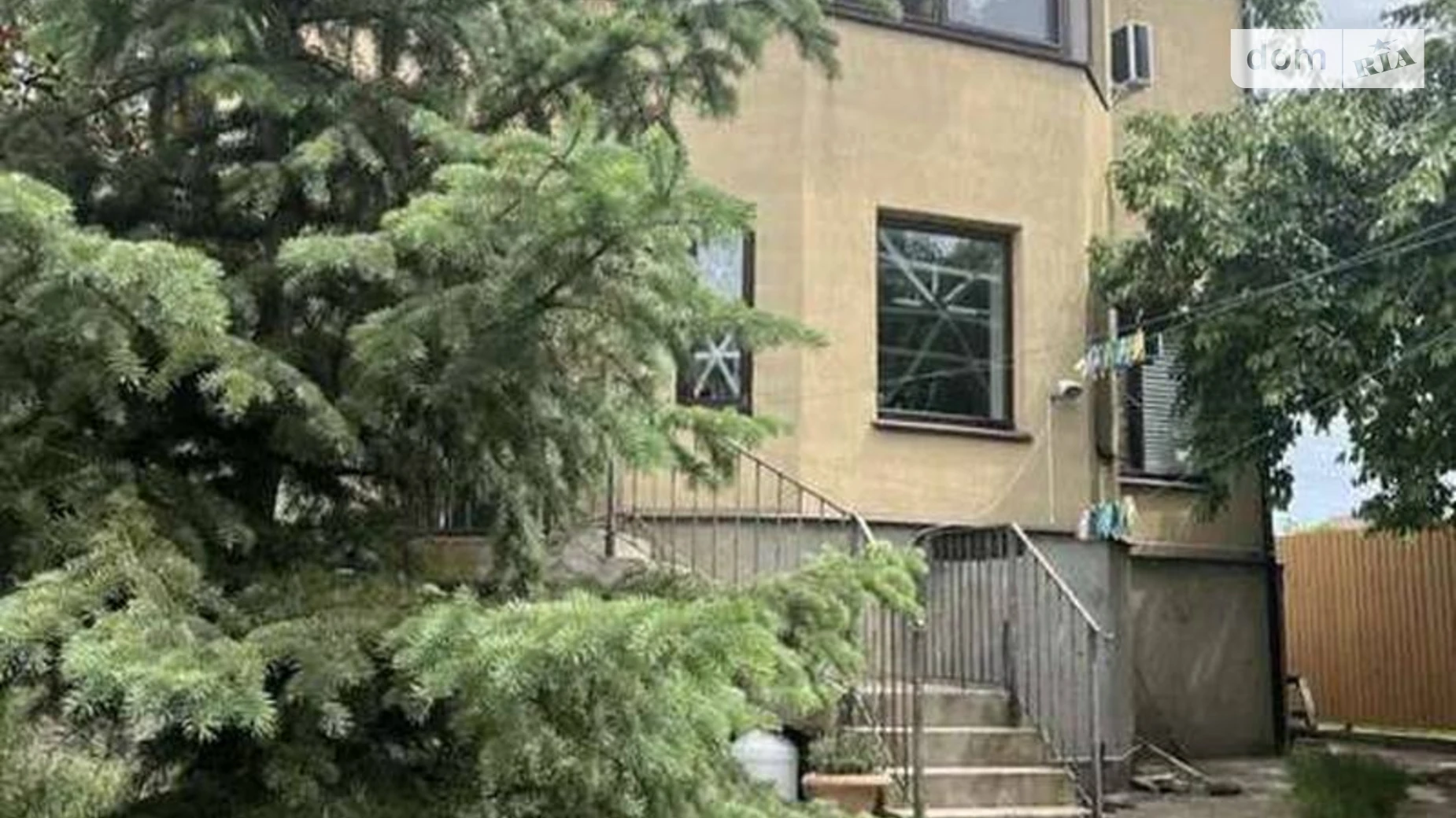 Продается дом на 2 этажа 239 кв. м с верандой, цена: 124999 $ - фото 2