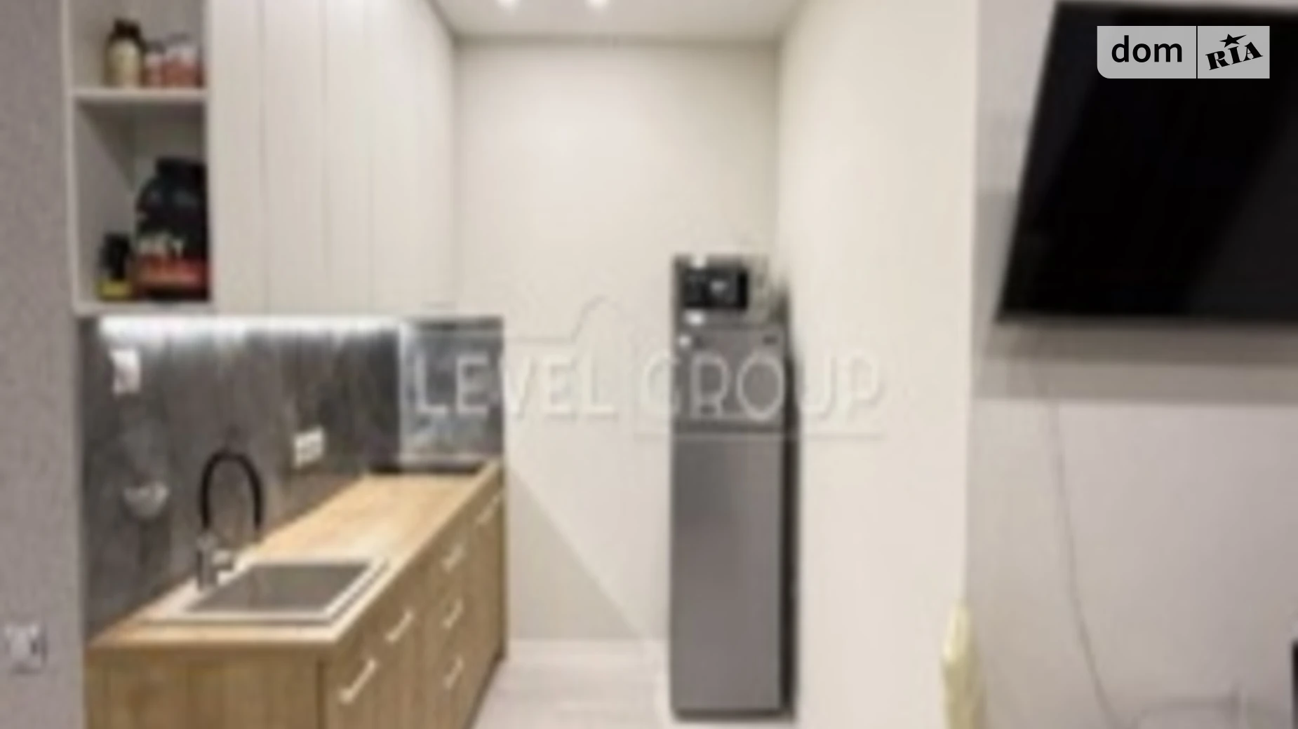 Продается 1-комнатная квартира 27 кв. м в Киеве, ул. Лучистая, 42 - фото 2