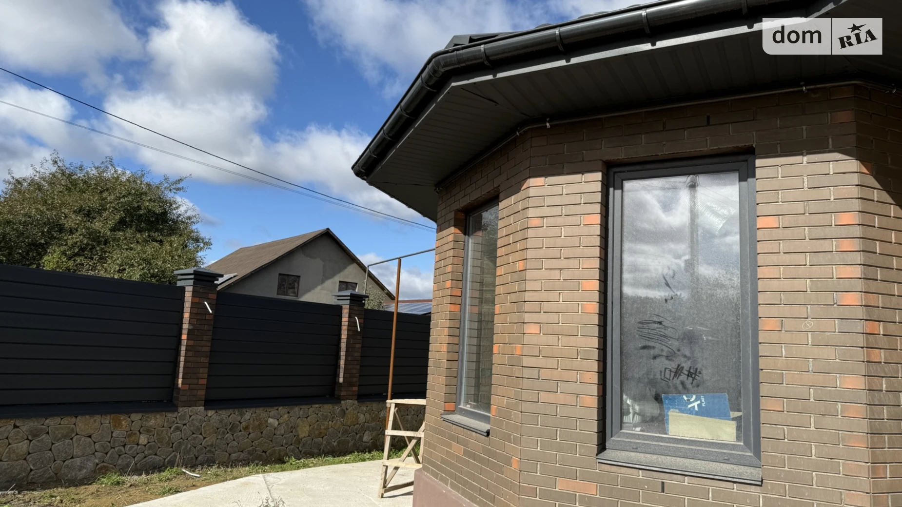 Продается одноэтажный дом 115 кв. м с верандой, цена: 135000 $ - фото 2