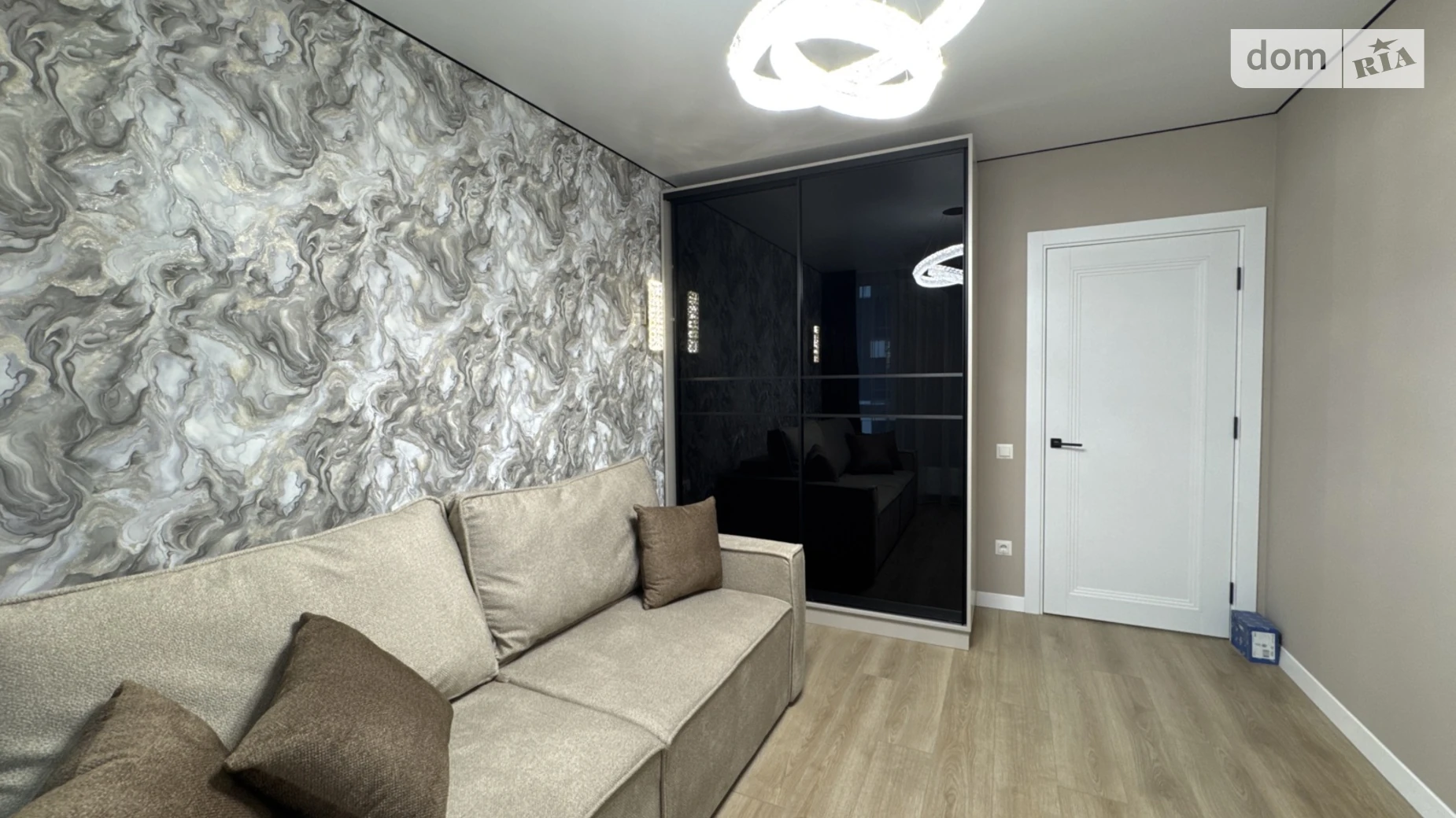Продається 2-кімнатна квартира 62 кв. м у Івано-Франківську, вул. Героїв Миколаєва(Сєченова), 129А - фото 3