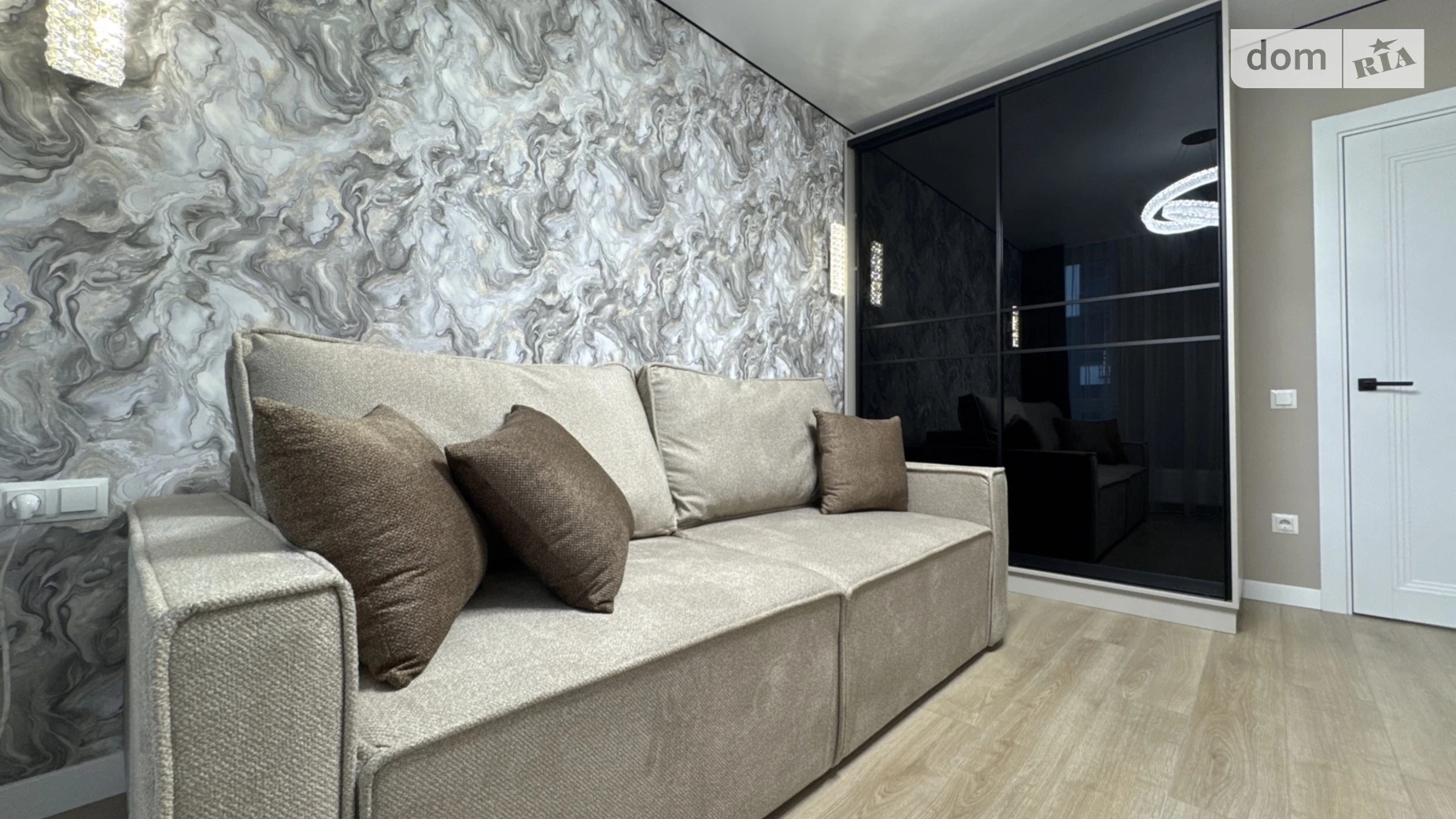 Продається 2-кімнатна квартира 62 кв. м у Івано-Франківську, вул. Героїв Миколаєва(Сєченова), 129А - фото 4