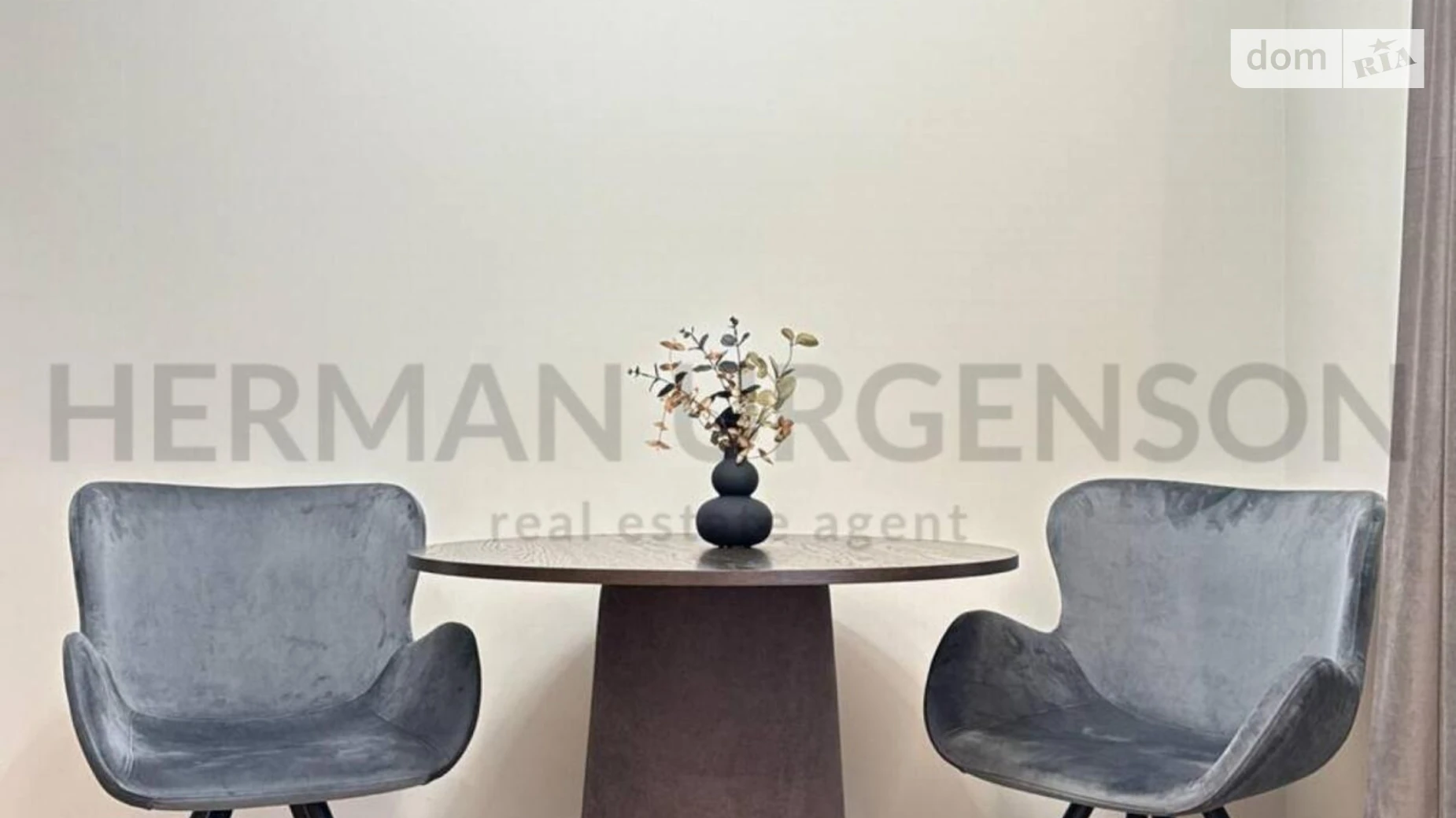 Продается 1-комнатная квартира 47 кв. м в Ужгороде, ул. Бабьяка, 1Б - фото 3