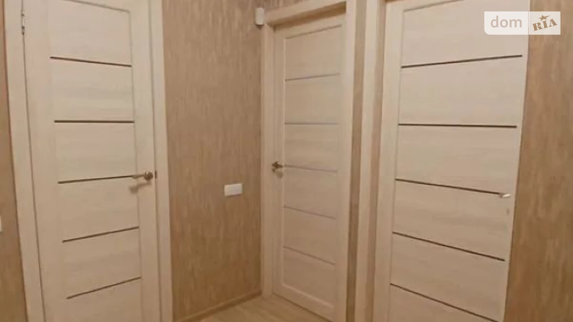 Продается 1-комнатная квартира 44 кв. м в Харькове, ул. Гвардейцев-Широнинцев, 70Б - фото 2