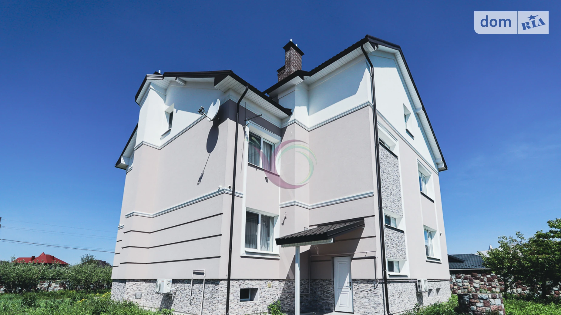 Сдается в аренду дом на 3 этажа 350 кв. м с гаражом, цена: 2500 $ - фото 2