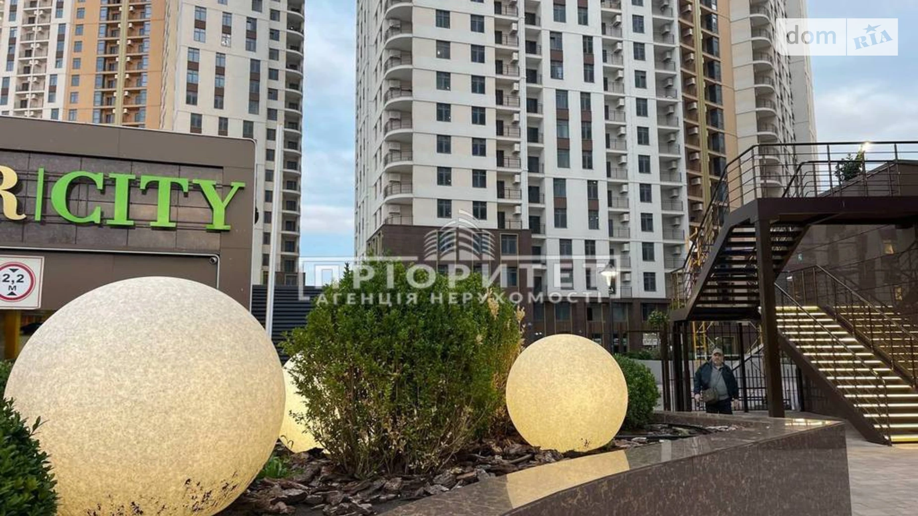 Продается 1-комнатная квартира 40.6 кв. м в Одессе, ул. Краснова - фото 3