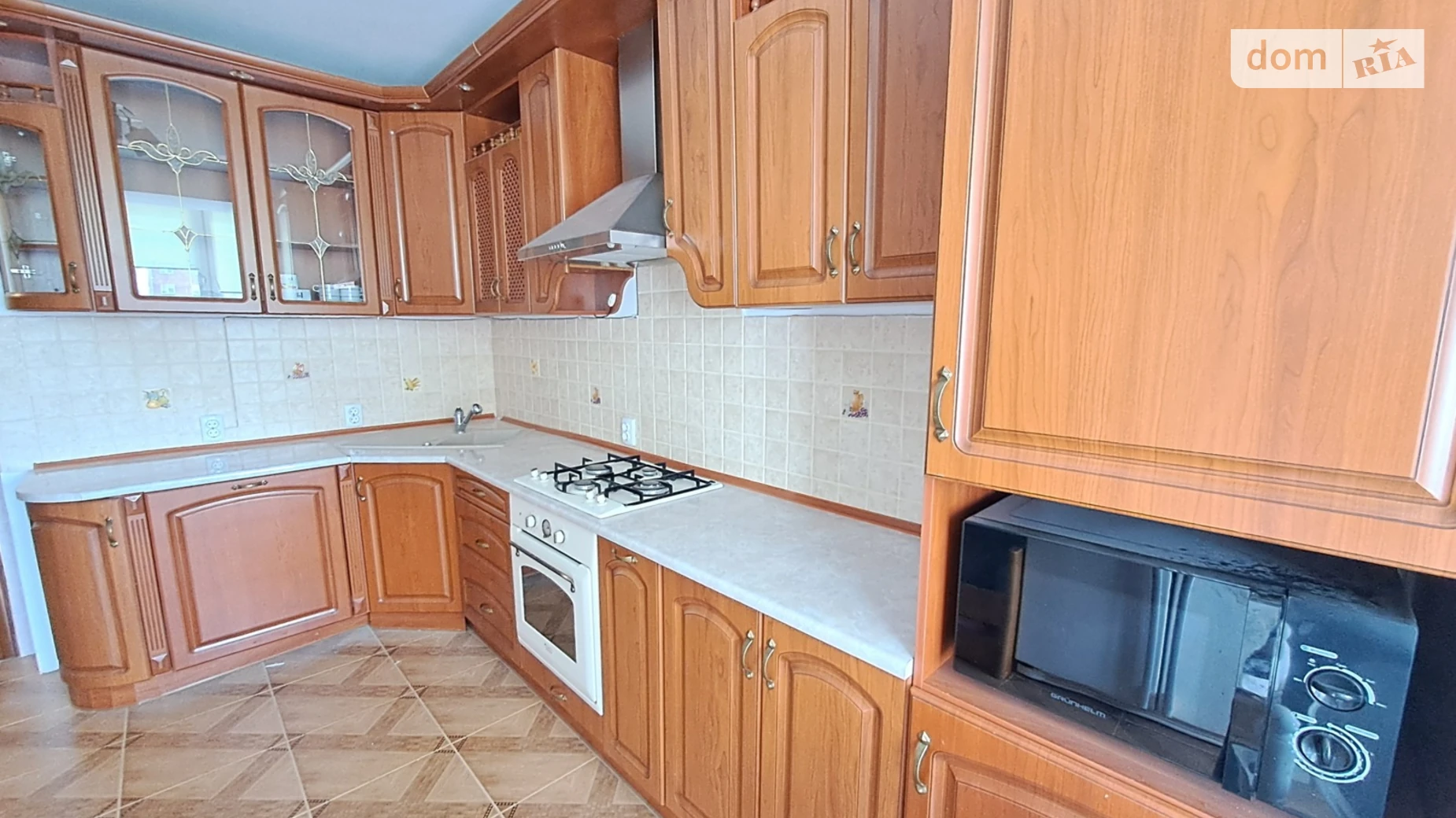 1-комнатная квартира 45 кв. м в Тернополе, ул. Ольховая, 8 - фото 2