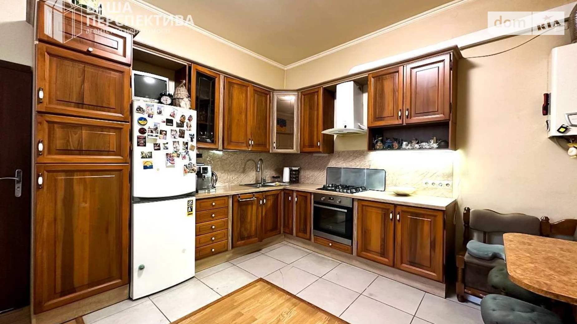 Продается 2-комнатная квартира 60.6 кв. м в Львове, ул. Городоцкая, 72 - фото 2