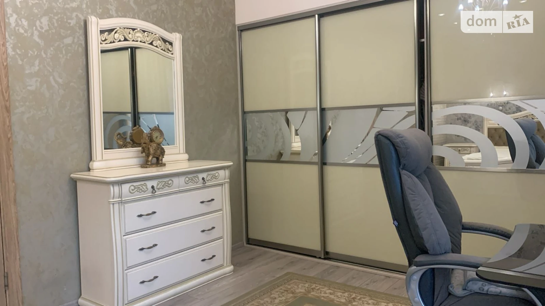 Продается дом на 2 этажа 201 кв. м с верандой, цена: 170000 $ - фото 3