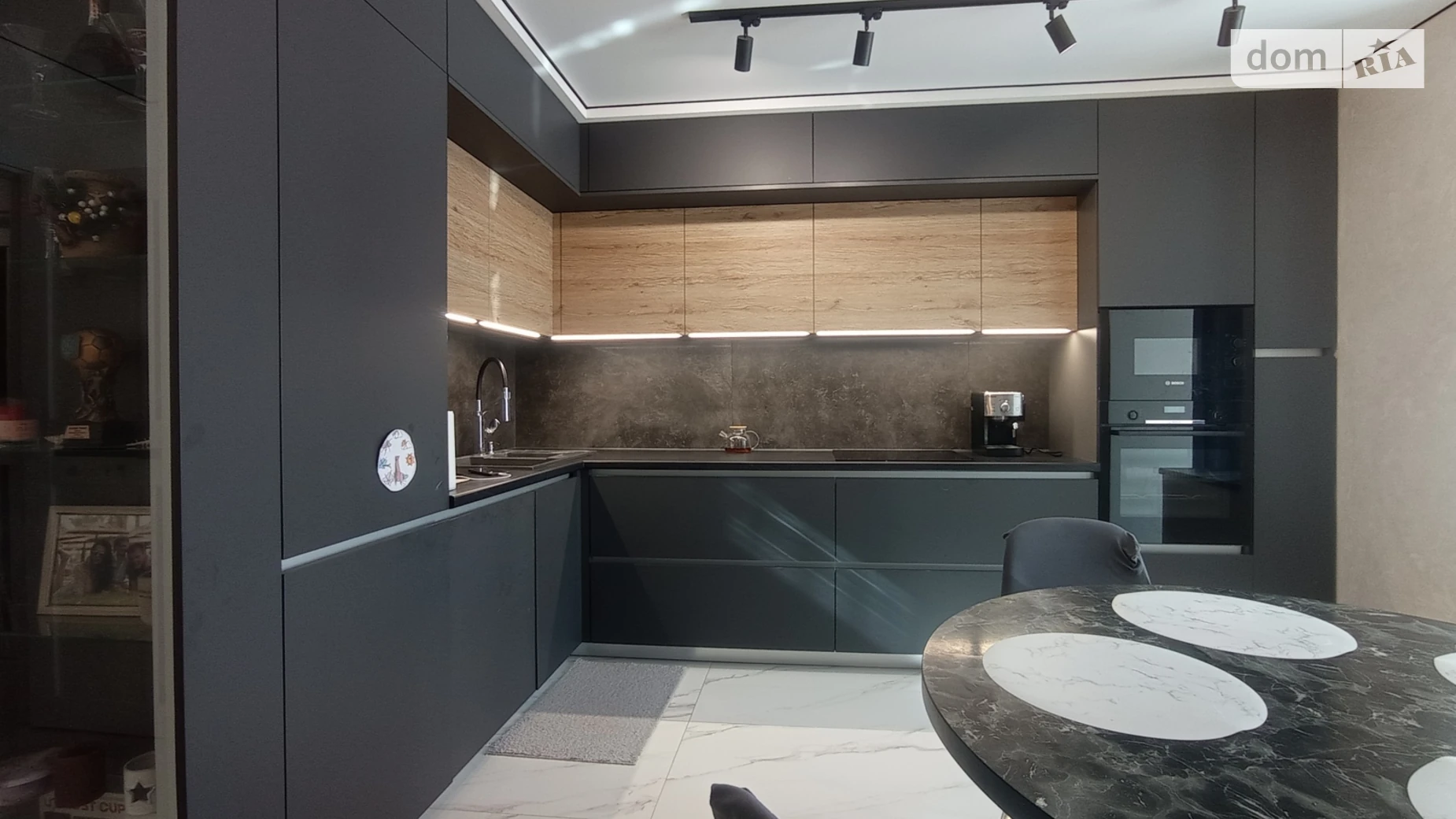 3-комнатная квартира 100 кв. м в Тернополе, ул. Владимира Великого - фото 2