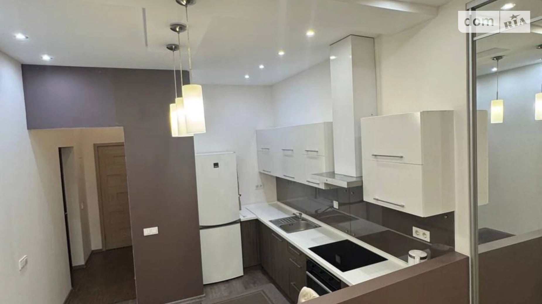 Продается 1-комнатная квартира 32 кв. м в Киеве, ул. Степана Руданского, 3А - фото 3