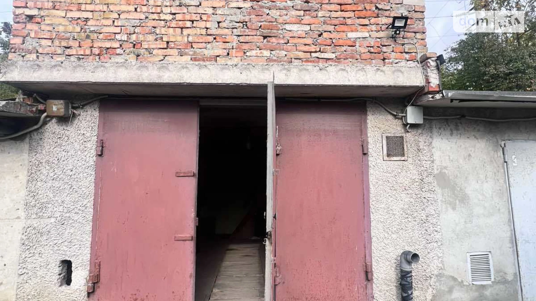Продается место в гаражном кооперативе под бус на 61 кв. м, цена: 15000 $ - фото 3