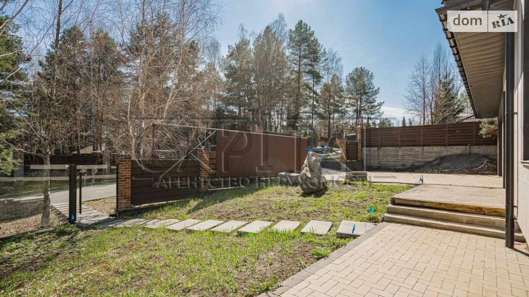 Продается дом на 2 этажа 285 кв. м с мебелью, цена: 800000 $ - фото 5