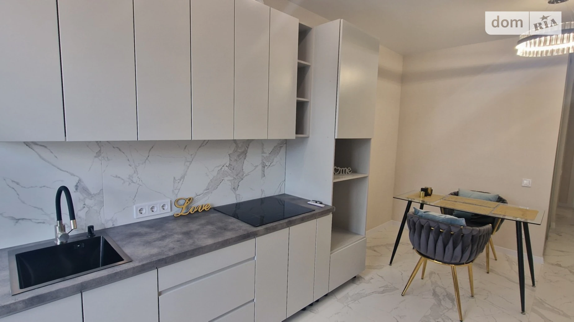 Продается 2-комнатная квартира 53 кв. м в Виннице, ул. Андрея Шептицкого - фото 2