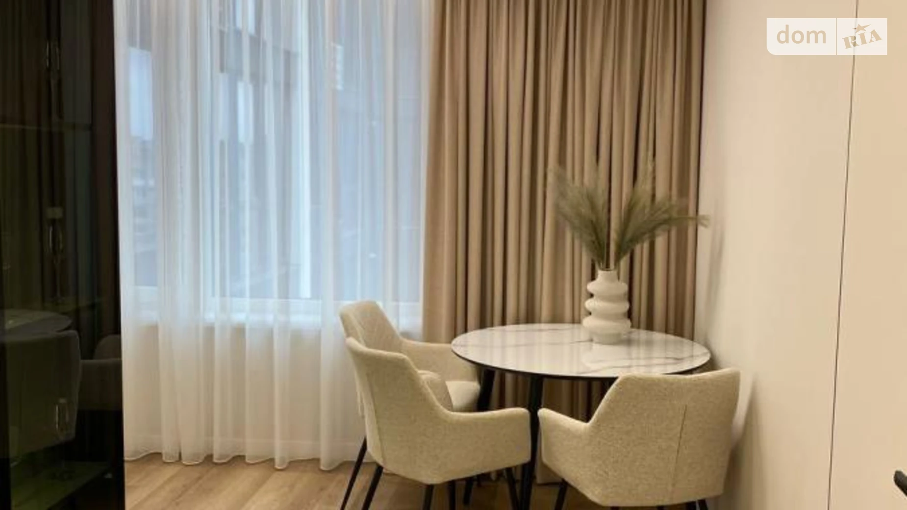 Продается 1-комнатная квартира 38 кв. м в Ивано-Франковске, ул. Бандеры Степана, 79 - фото 5