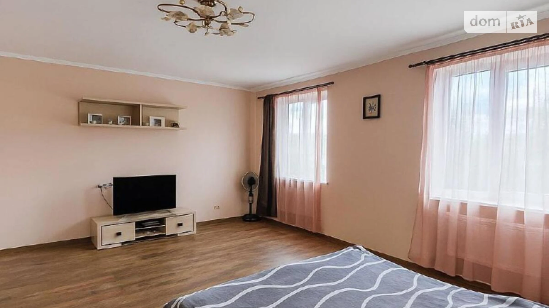 Продается дом на 3 этажа 295.2 кв. м с бассейном, цена: 150000 $ - фото 3