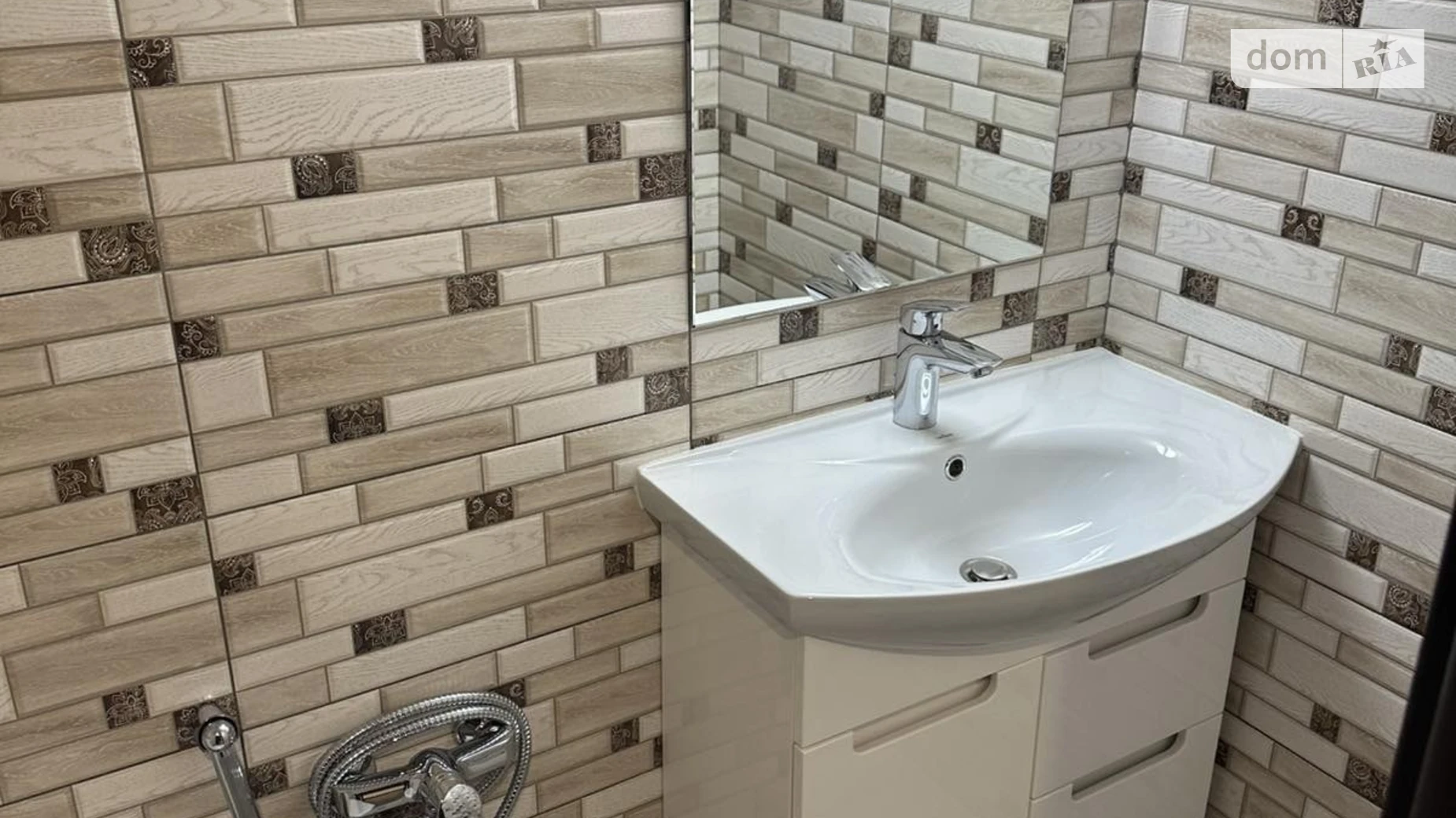 Продается 2-комнатная квартира 60.1 кв. м в Михайловке-Рубежовке, ул. Чубинского, 10 - фото 2