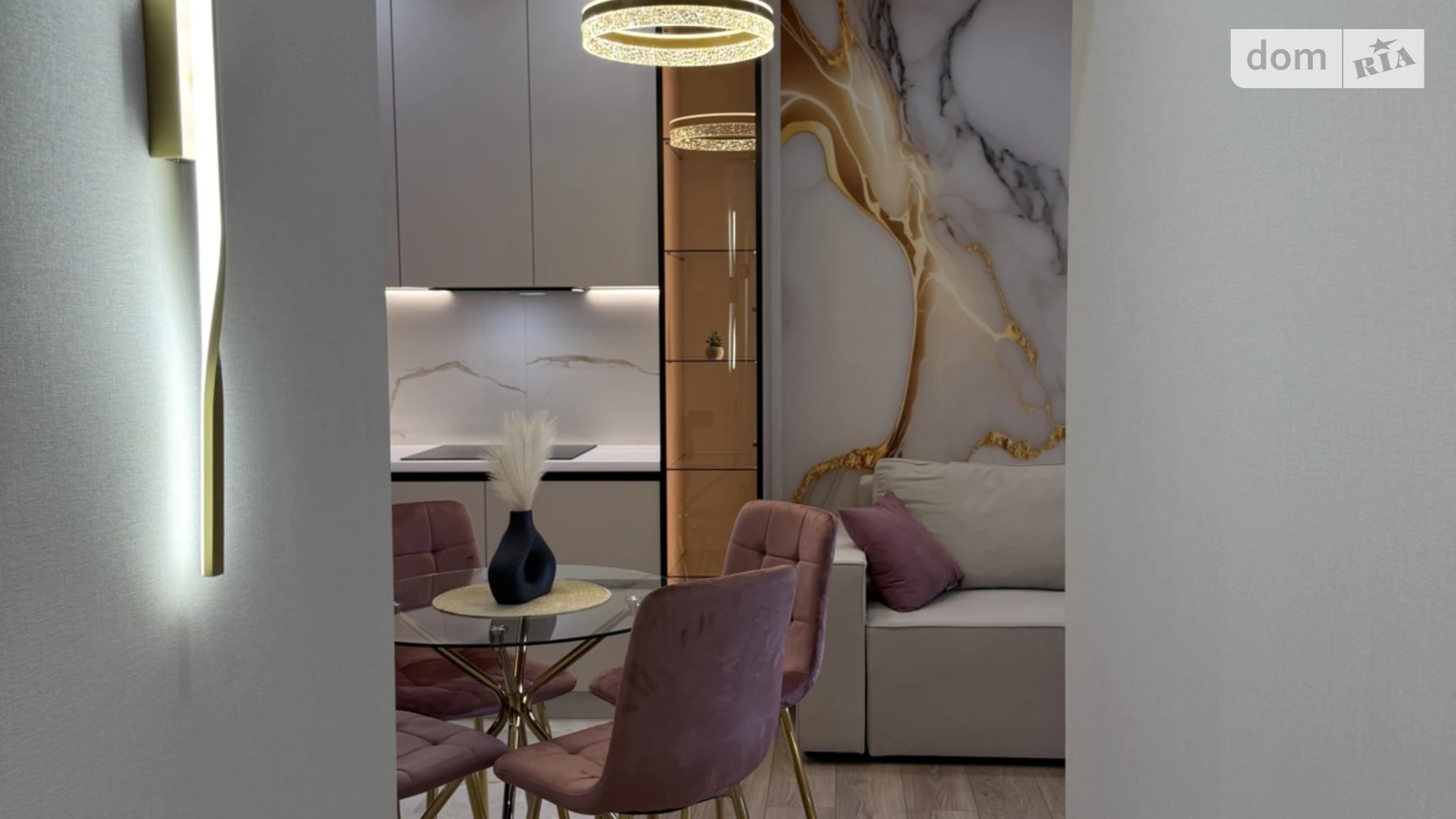 Продается 1-комнатная квартира 43 кв. м в Одессе, ул. Краснова, 1А - фото 2