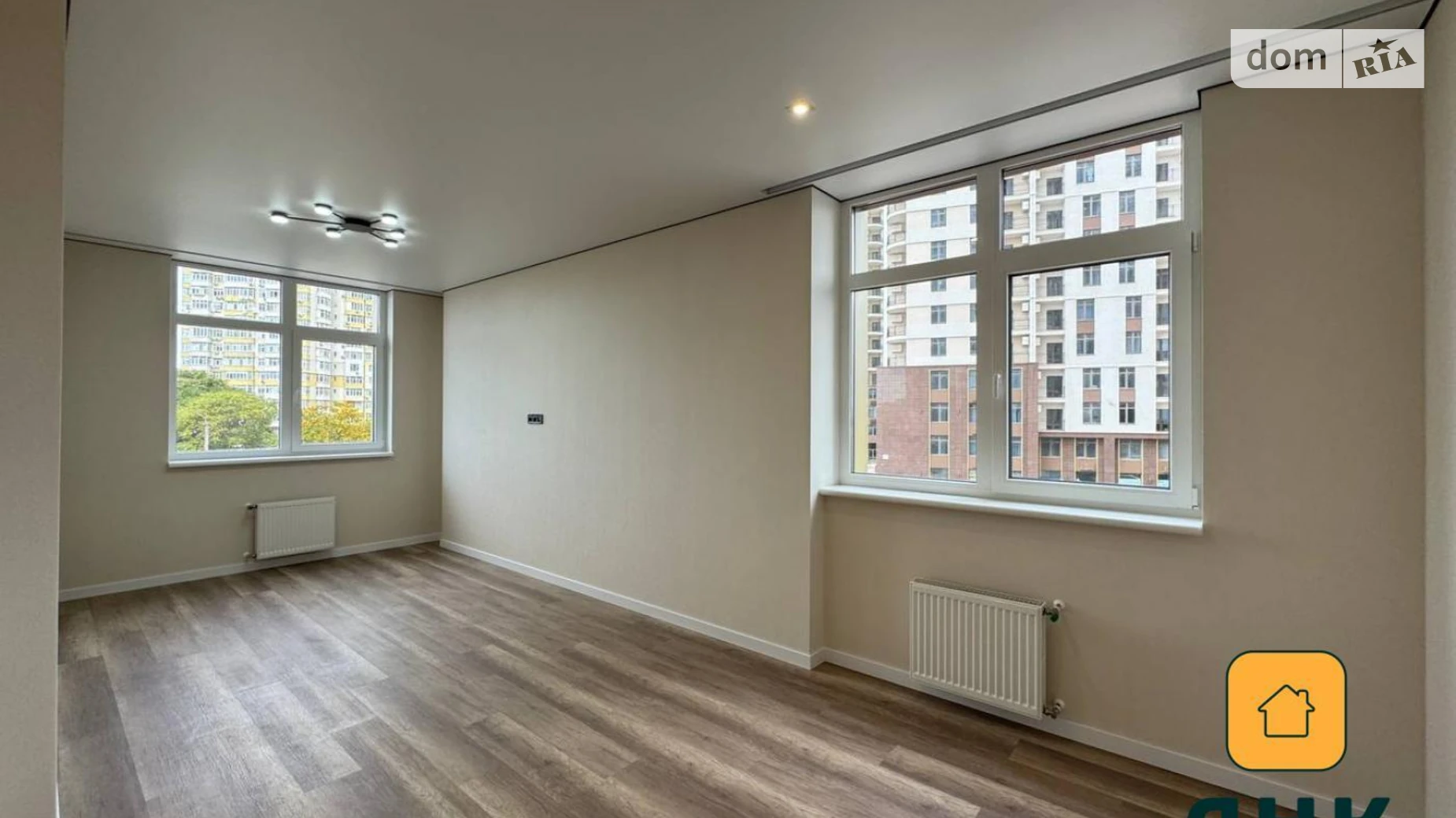 Продается 2-комнатная квартира 67 кв. м в Одессе, ул. Краснова, 1Б - фото 3